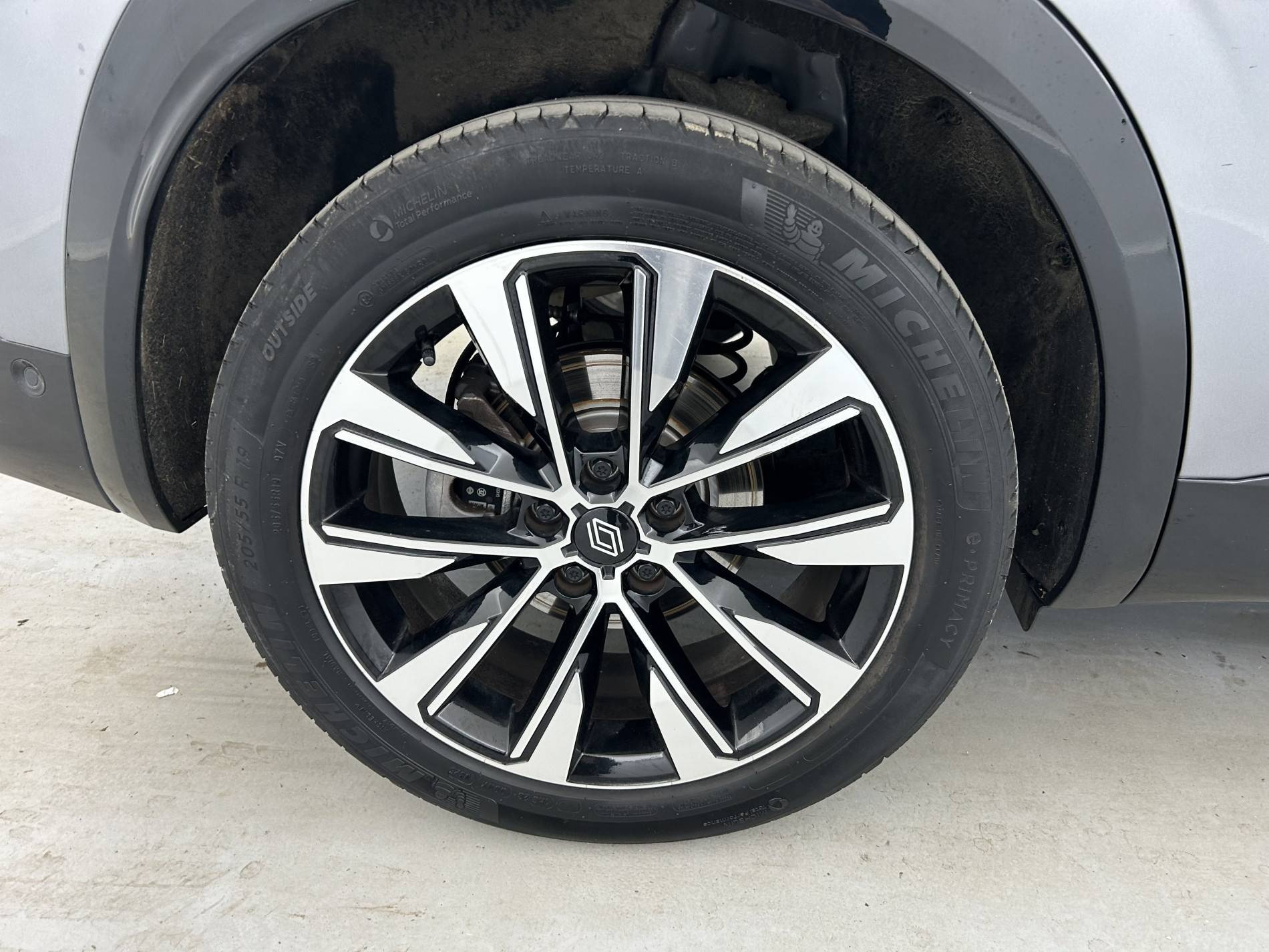 Vente en ligne Renault Austral  E-Tech hybrid 200 au prix de 28 990 €