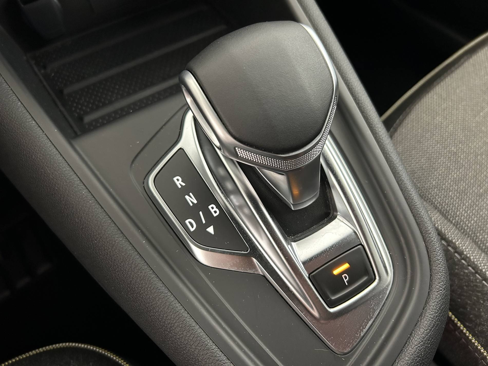 Vente en ligne Renault Symbioz  E-Tech full hybrid 145 au prix de 27 990 €