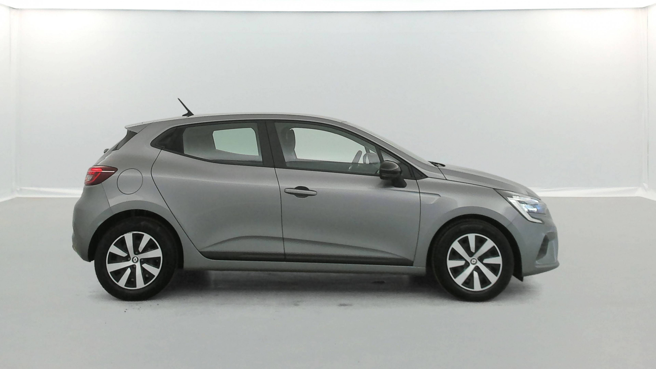 Vente en ligne Renault Clio 5 Clio TCe 90 au prix de 13 990 €