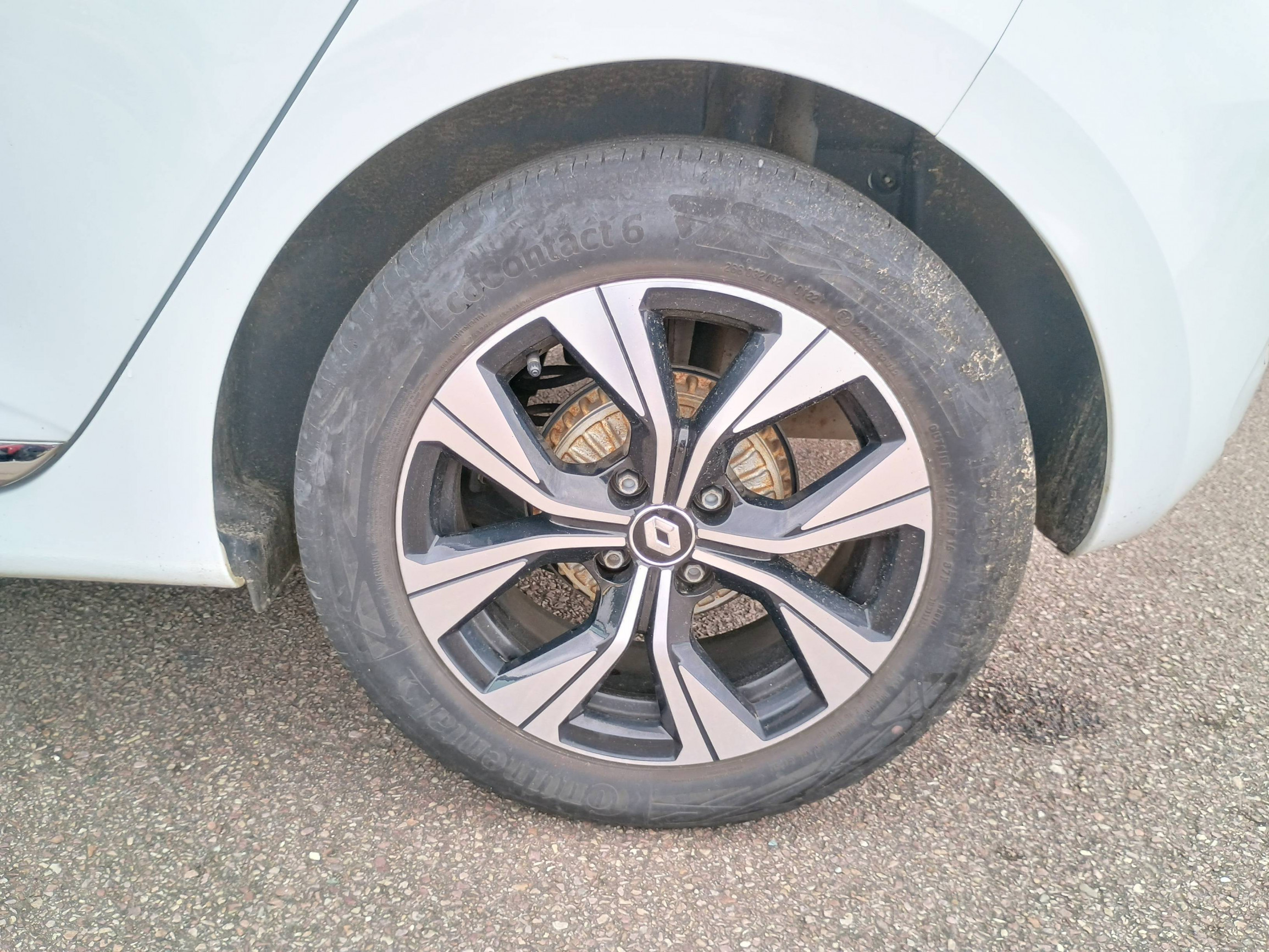 Vente en ligne Renault Clio 5 Clio TCe 90 - 21N au prix de 14 490 €