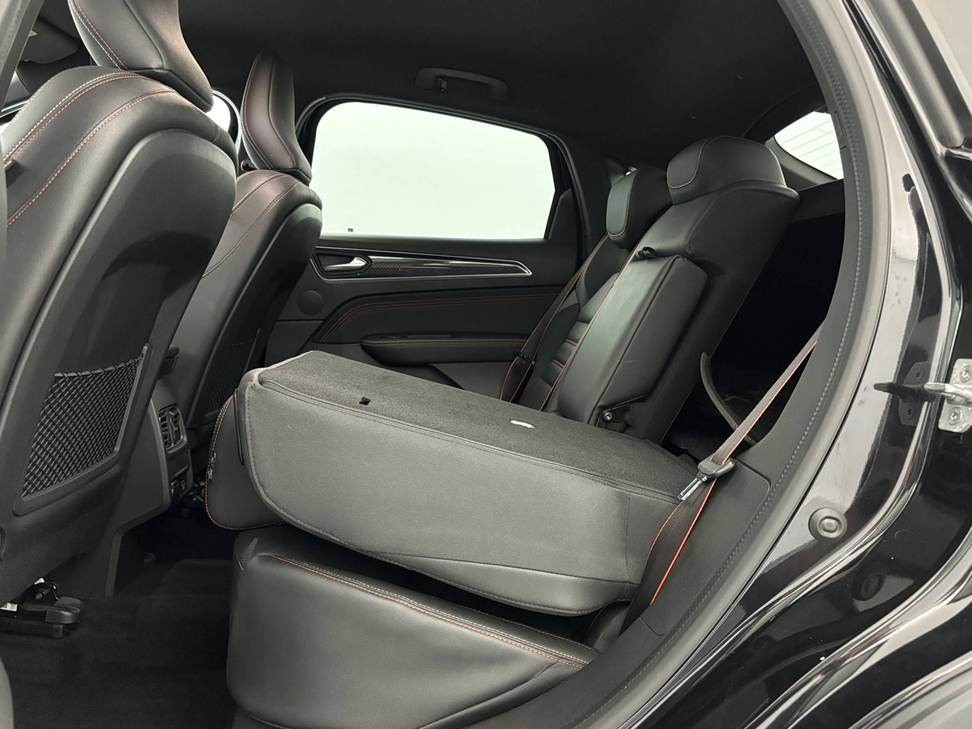 Vente en ligne Renault Arkana  E-Tech hybride 145 au prix de 24 990 €
