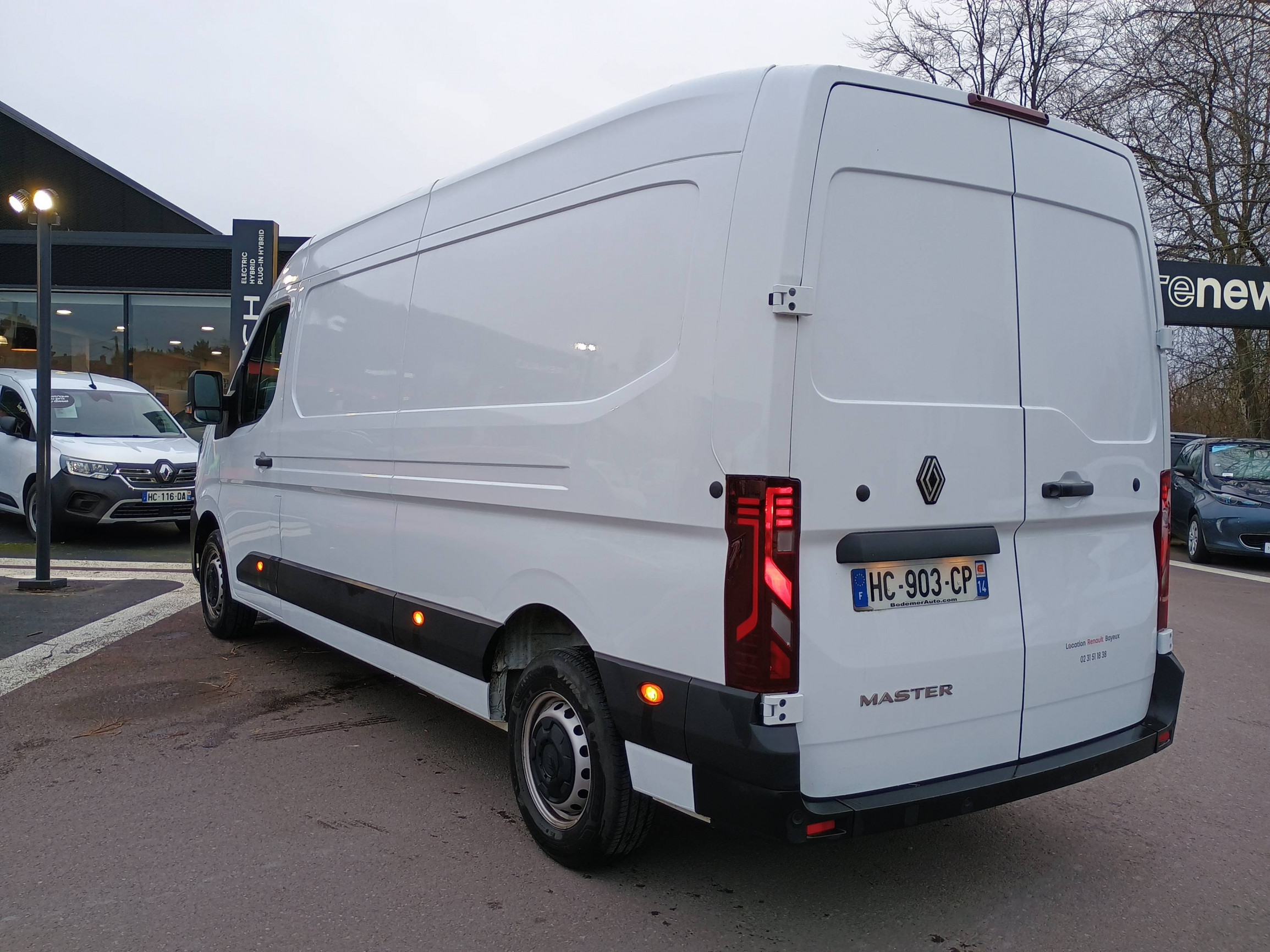Vente en ligne Renault Master Fourgon MASTER FG BLUE DCI 150 L3H2 3T5 TR au prix de 33 990 €