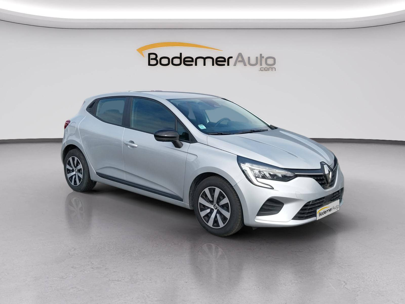 Vente en ligne Renault Clio 5 Clio TCe 90 au prix de 14 400 €