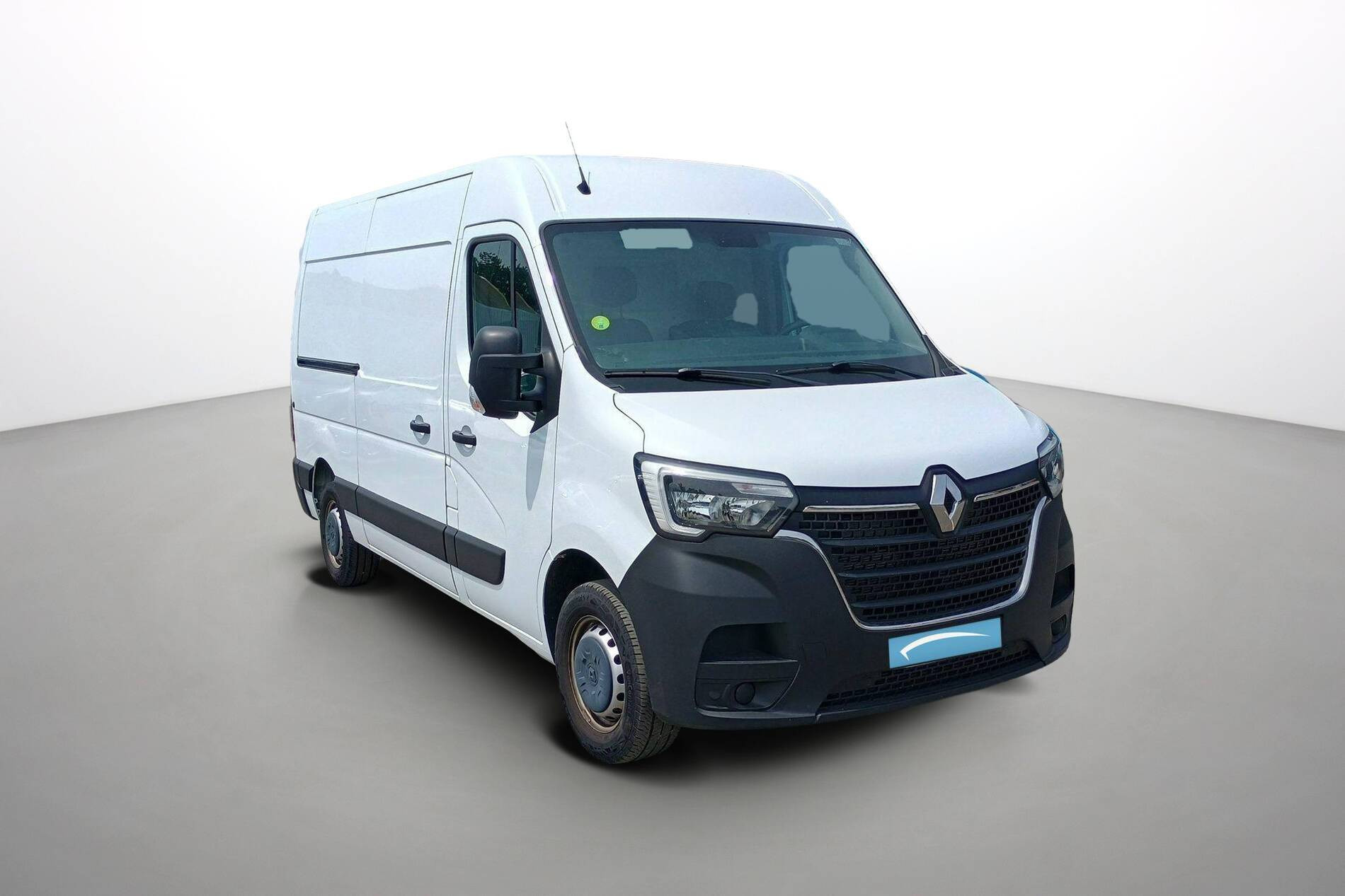 Vente en ligne Renault Master Fourgon MASTER FGN TRAC F3500 L2H2 BLUE DCI 135 au prix de 24 990 €