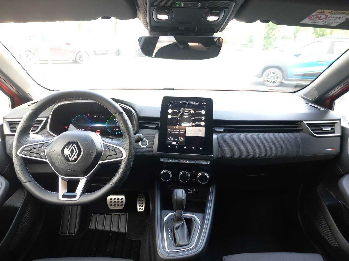 Vente en ligne Renault Clio 5 Clio E-Tech full hybrid 145 au prix de 21 990 €