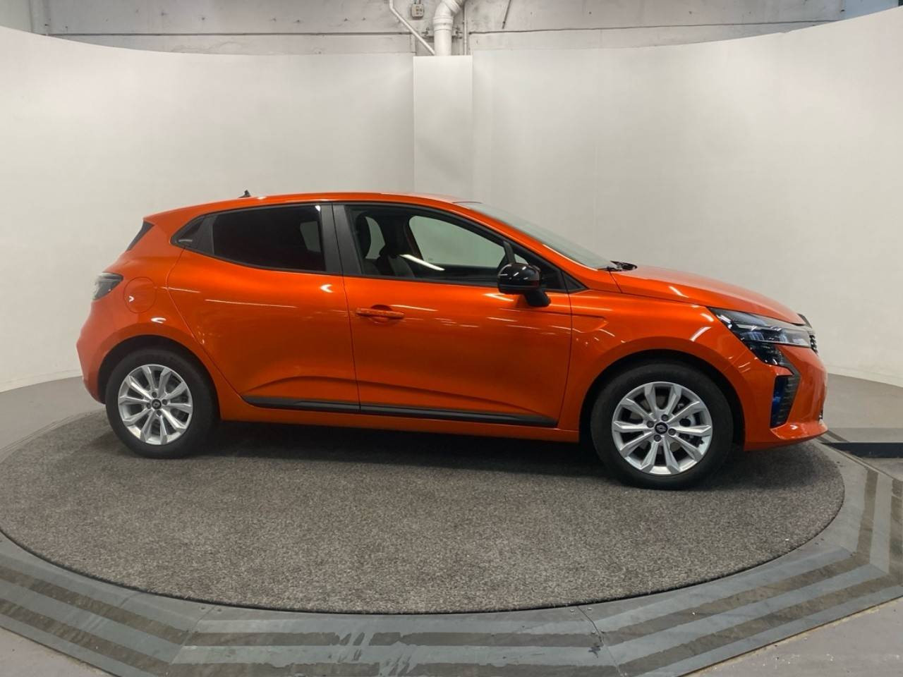 Vente en ligne Renault Clio 5 Clio Blue dCi 100 ch au prix de 18 990 €