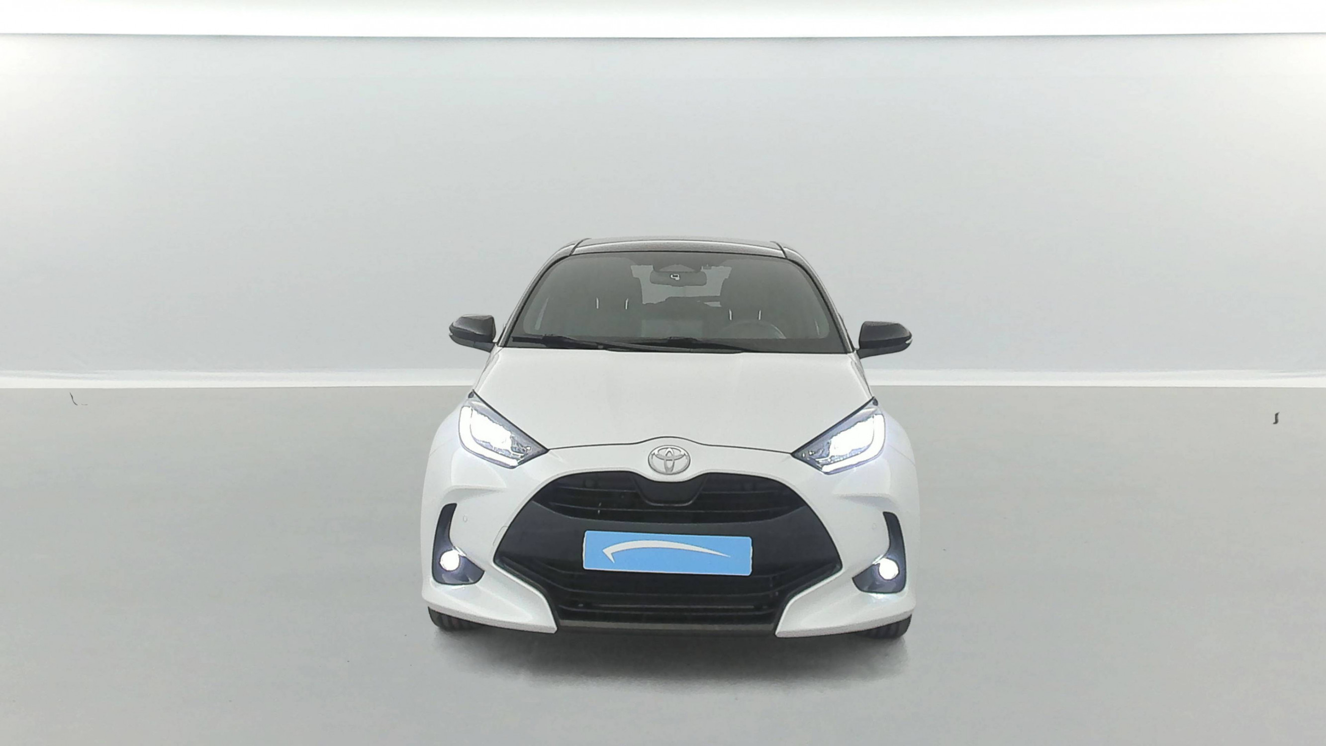 Toyota Yaris  116h occasion de 2024 en vente à Quimper