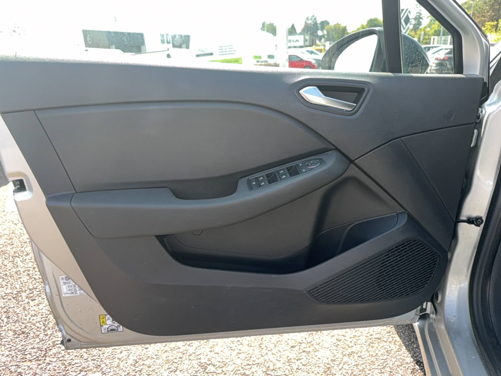 Vente en ligne Renault Clio 5 Clio E-Tech full hybrid 145 au prix de 15 990 €