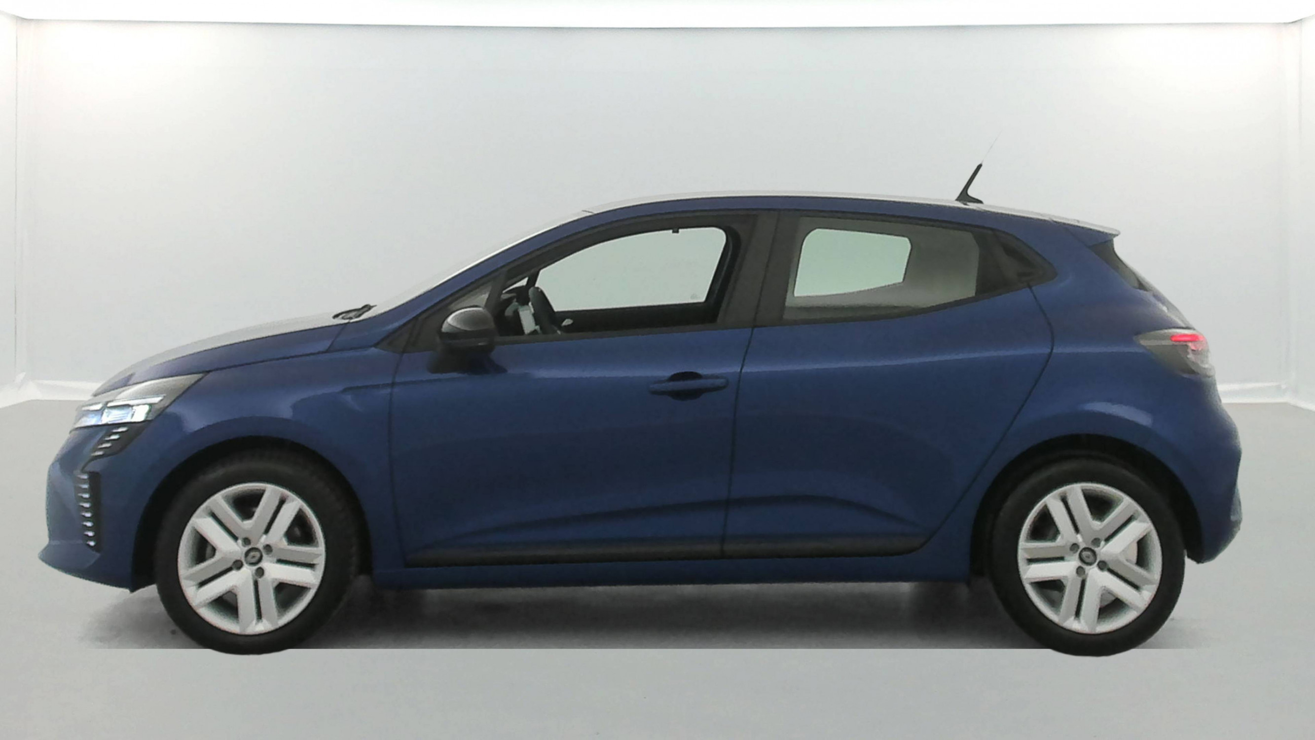 Vente en ligne Renault Clio 5 Clio Blue dCi 100 au prix de 16 990 €