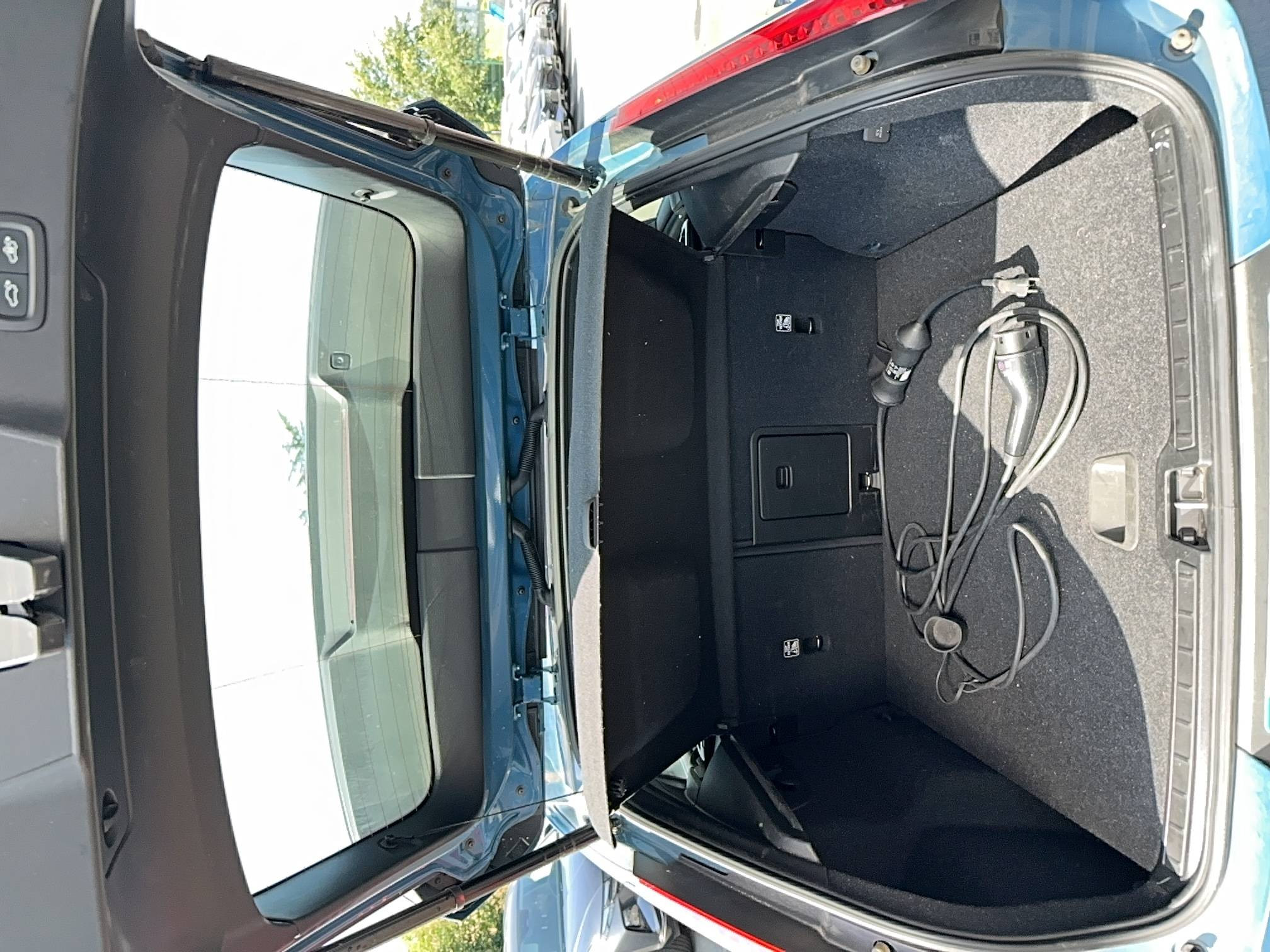 Vente en ligne Volvo XC40  T4 Recharge 129+82 ch DCT7 au prix de 26 460 €