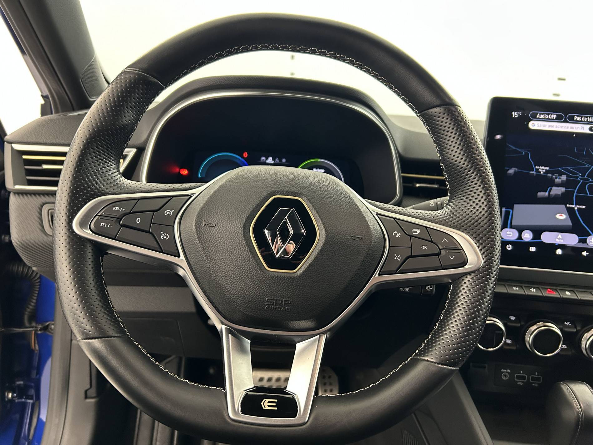 Vente en ligne Renault Clio 5 Clio E-Tech hybride 145 au prix de 19 990 €