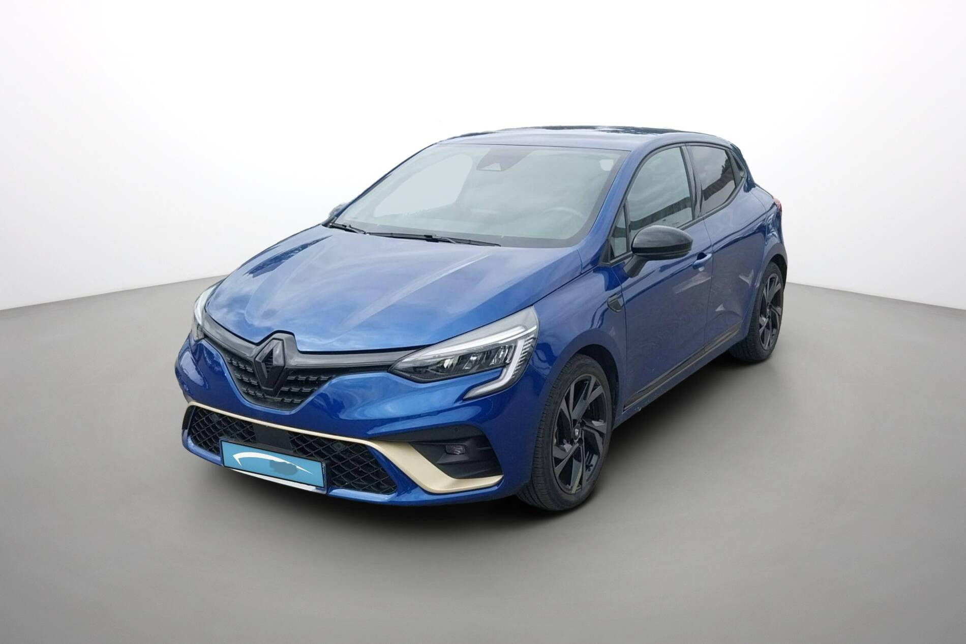 Renault Clio 5 Clio E-Tech full hybrid 145 occasion de 2023 en vente à Concarneau