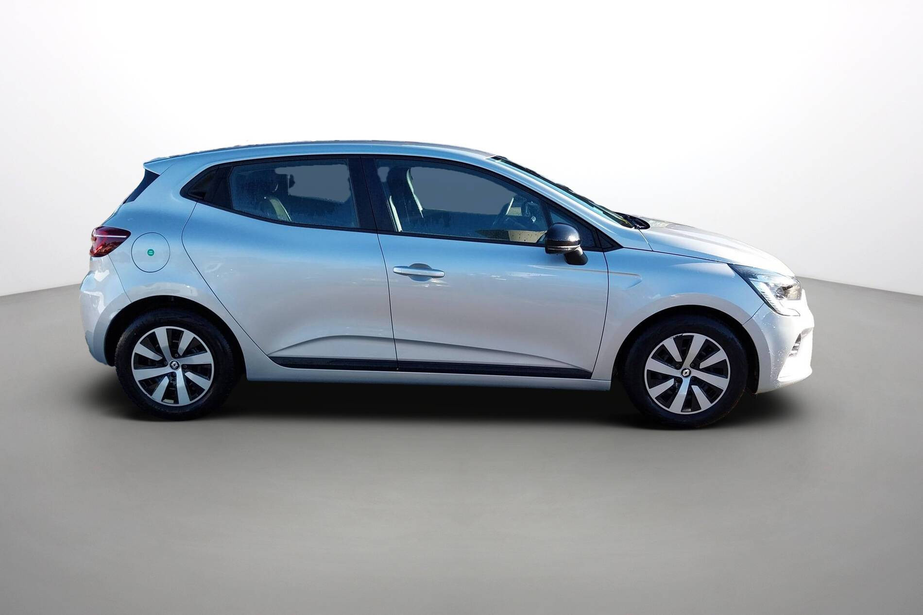 Vente en ligne Renault Clio 5 Clio TCe 90 au prix de 13 490 €