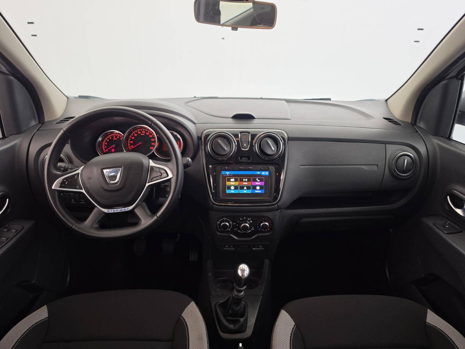 Vente en ligne Dacia Lodgy  Blue dCi 115 7 places au prix de 16 890 €