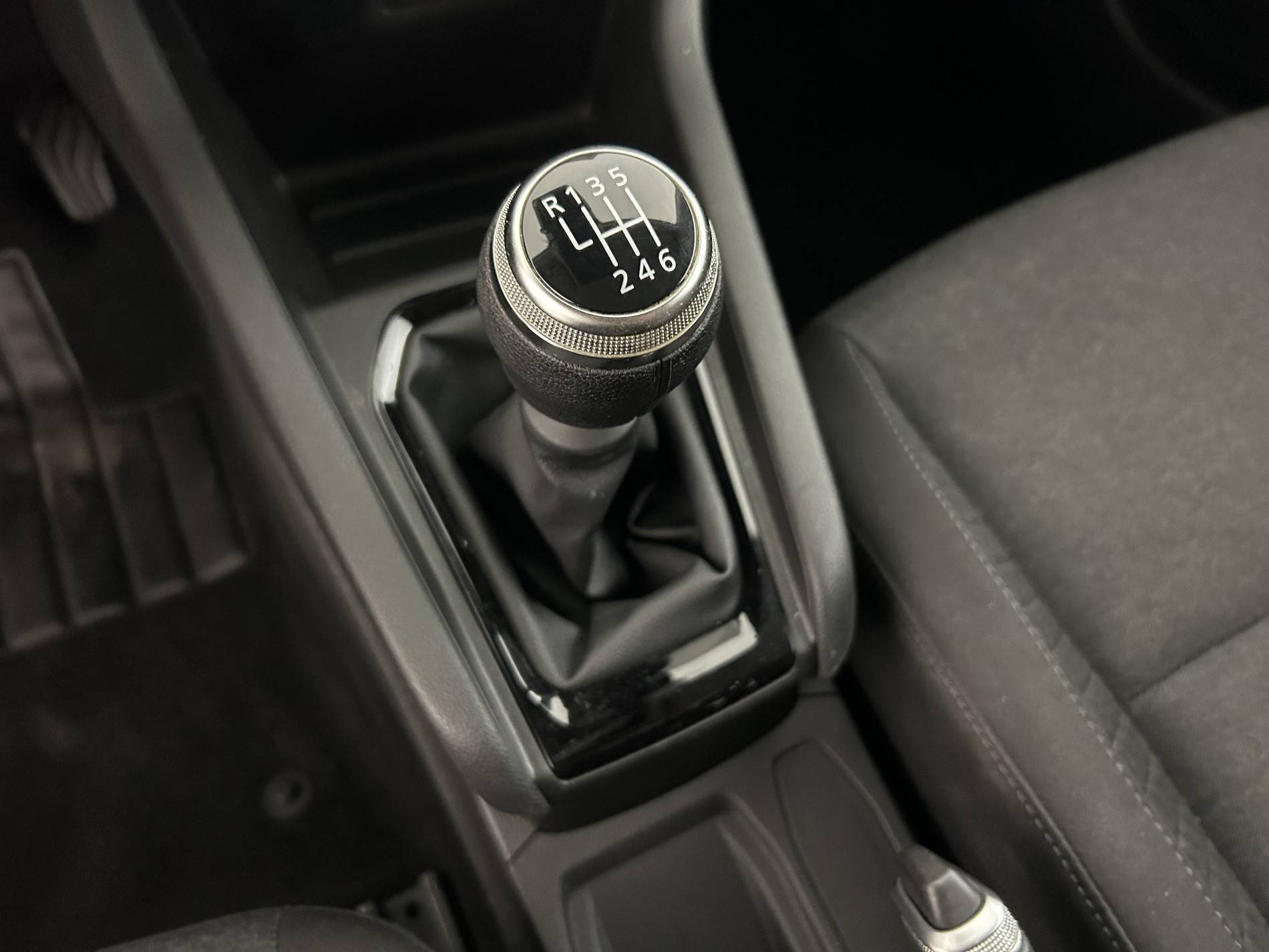 Vente en ligne Renault Clio 5 Clio TCe 90 au prix de 15 990 €