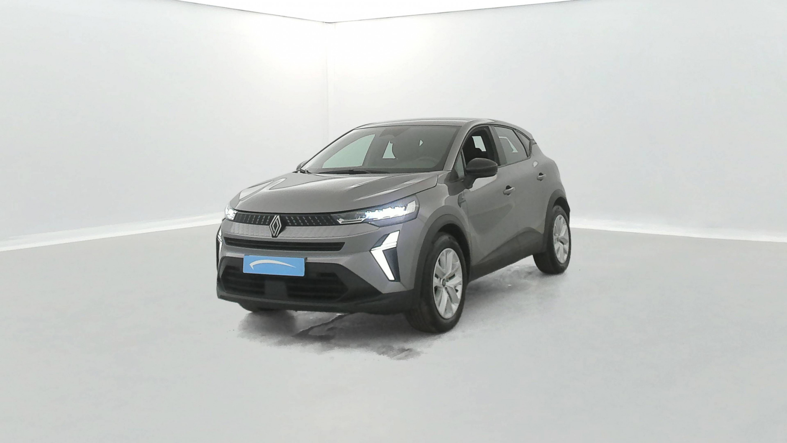 Renault Captur  E-Tech full hybrid 145 ch occasion de 2024 en vente à Lorient