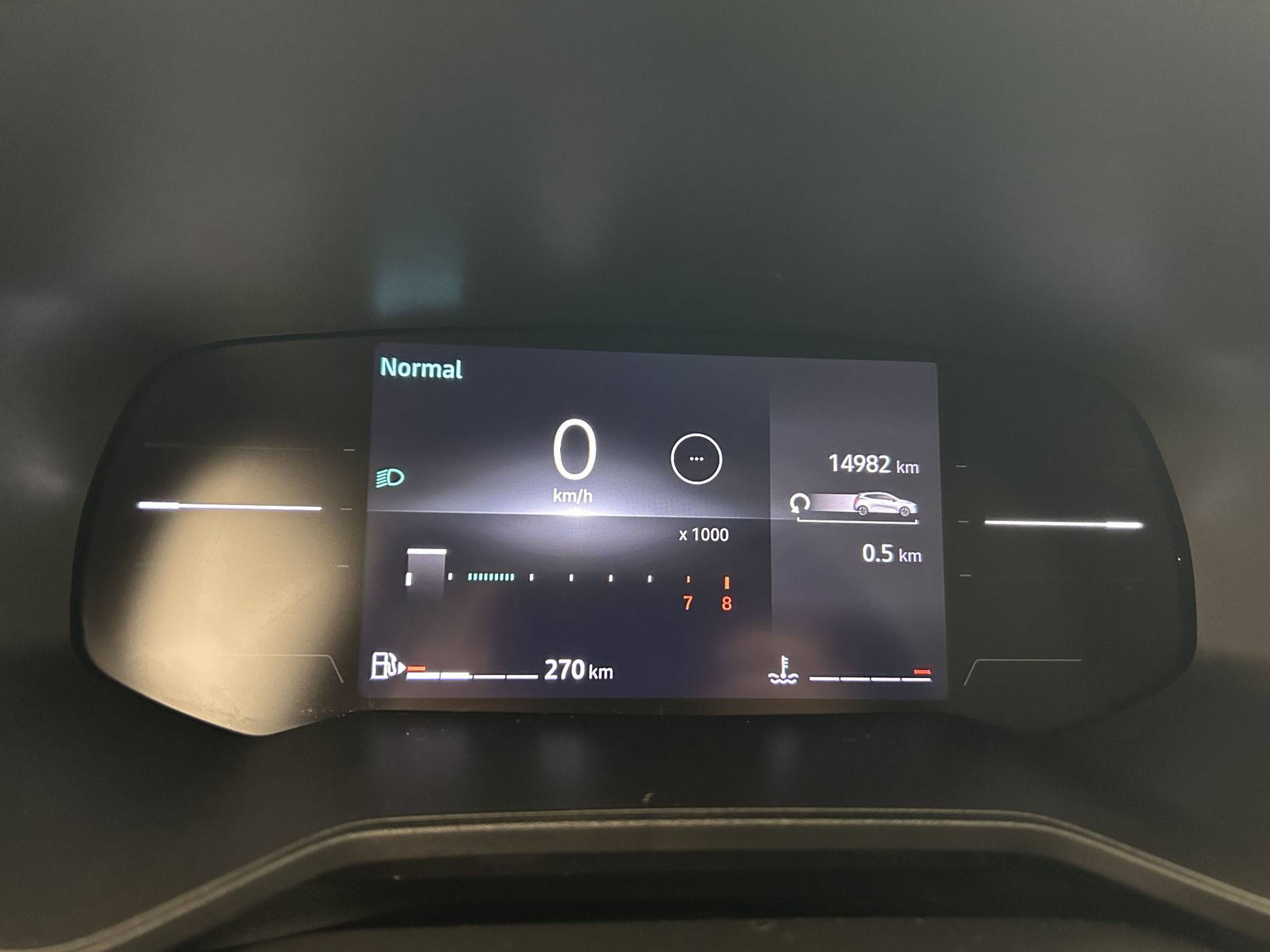 Vente en ligne Renault Clio 5 Clio TCe 90 au prix de 15 790 €