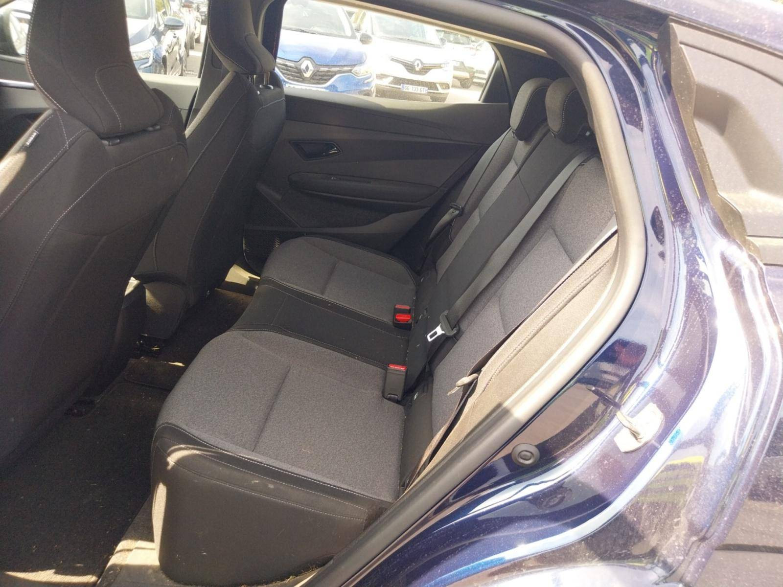 Vente en ligne Renault Megane E-Tech  EV60 220 ch super charge au prix de 24 990 €