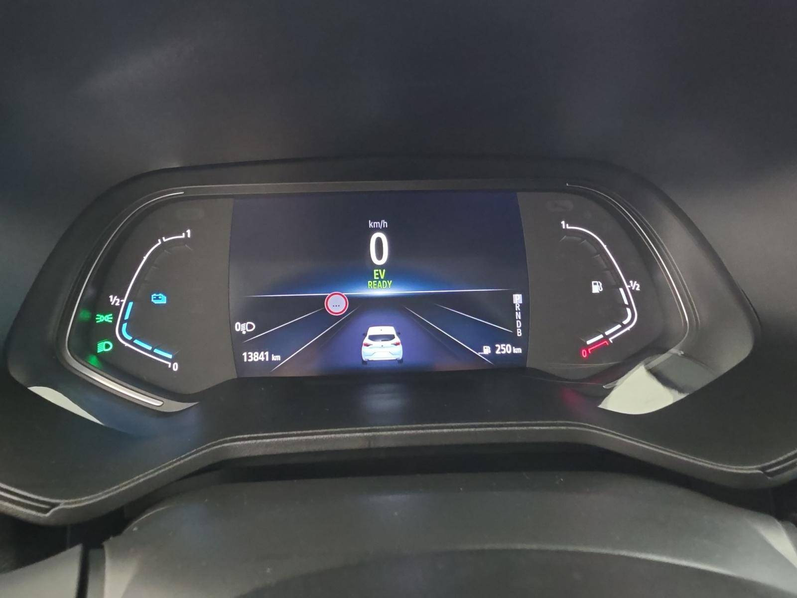 Vente en ligne Renault Clio 5 Clio E-Tech full hybrid 145 au prix de 17 350 €