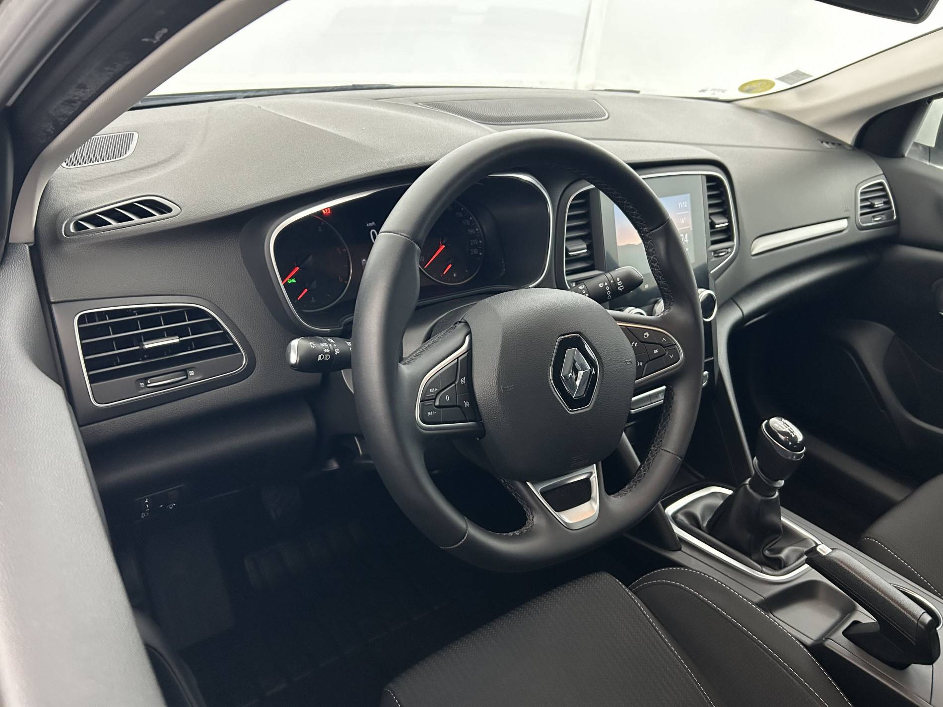 Vente en ligne Renault Megane 4 Mégane IV Berline Blue dCi 115 - 21B au prix de 13 890 €