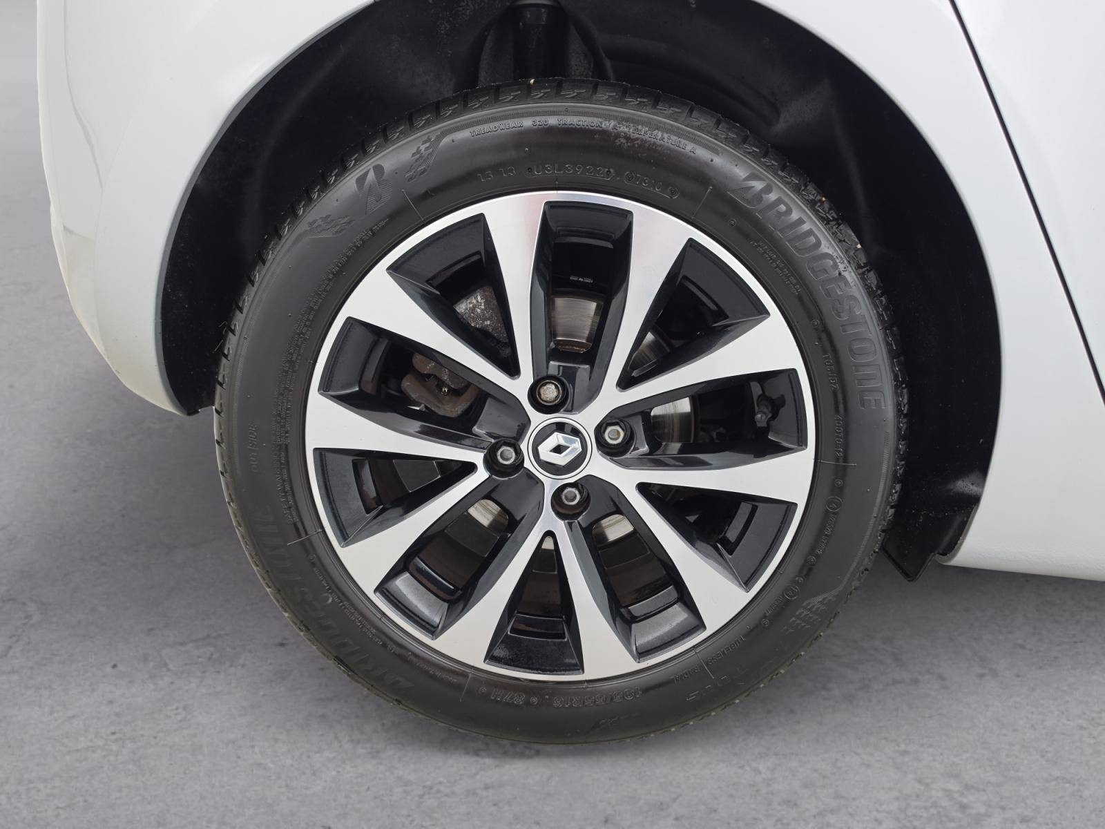 Vente en ligne Renault Clio 5 Clio TCe 90 au prix de 14 490 €