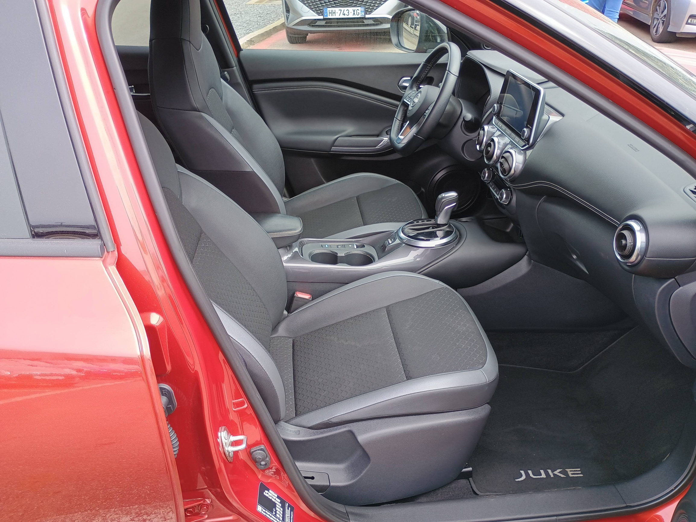 Vente en ligne Nissan Juke JUKE HYBRIDE 143 CH au prix de 19 990 €