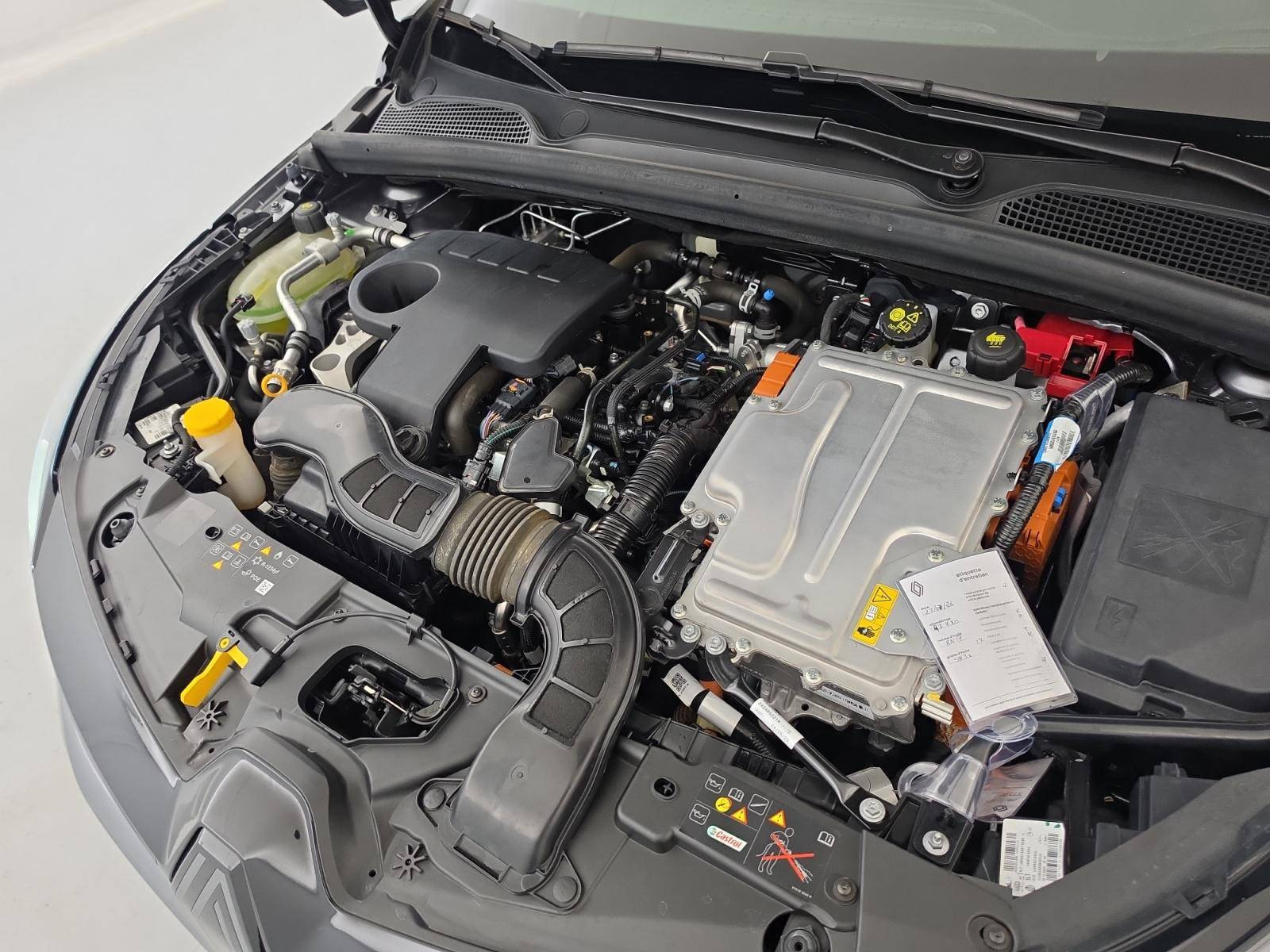 Vente en ligne Renault Clio 5 Clio E-Tech full hybrid 145 au prix de 19 785 €