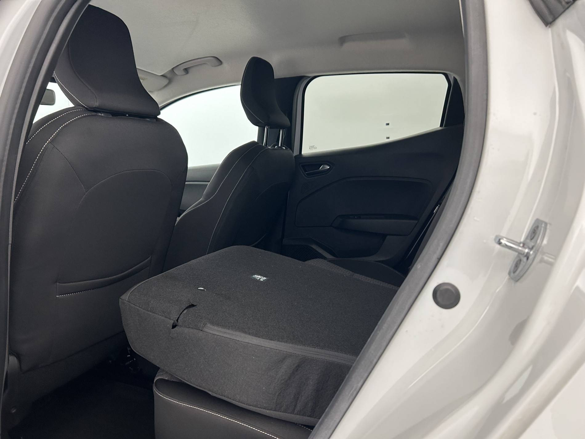 Vente en ligne Renault Clio 5 Clio TCe 90 au prix de 14 790 €
