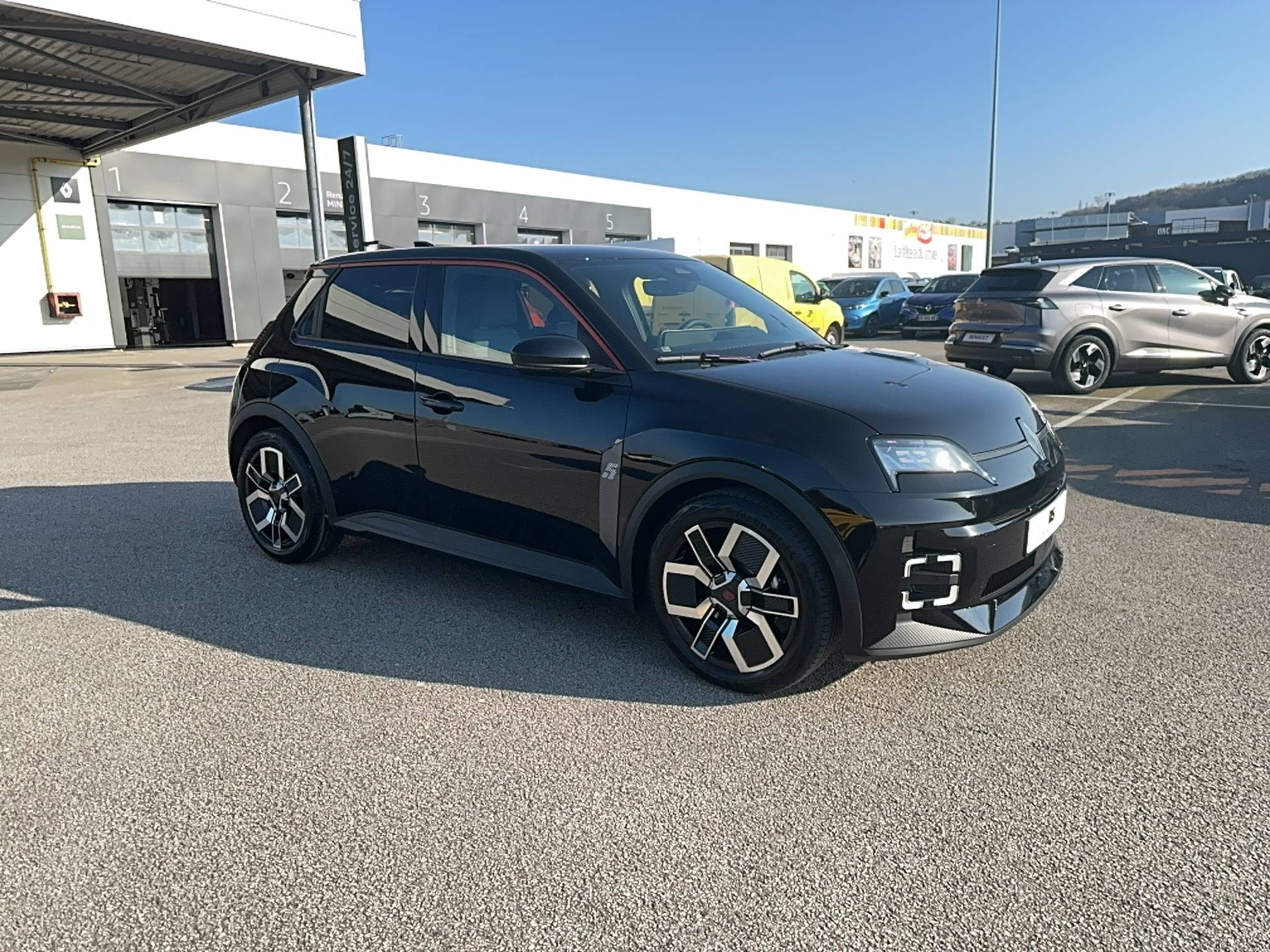 Vente en ligne Renault R5 E-Tech  150 ch autonomie confort au prix de 33 990 €
