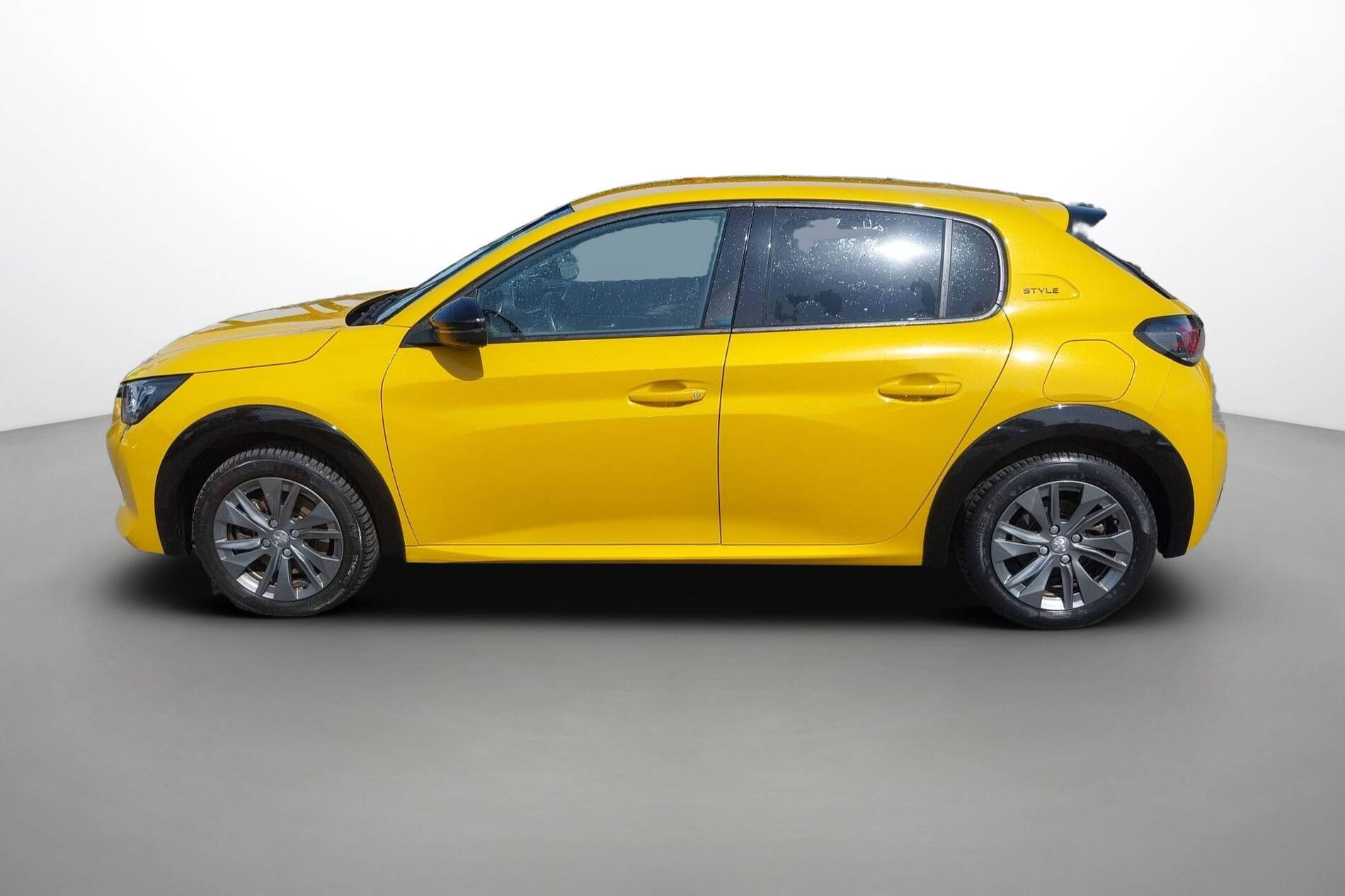 Vente en ligne Peugeot E-208  50 kWh 136ch au prix de 12 970 €