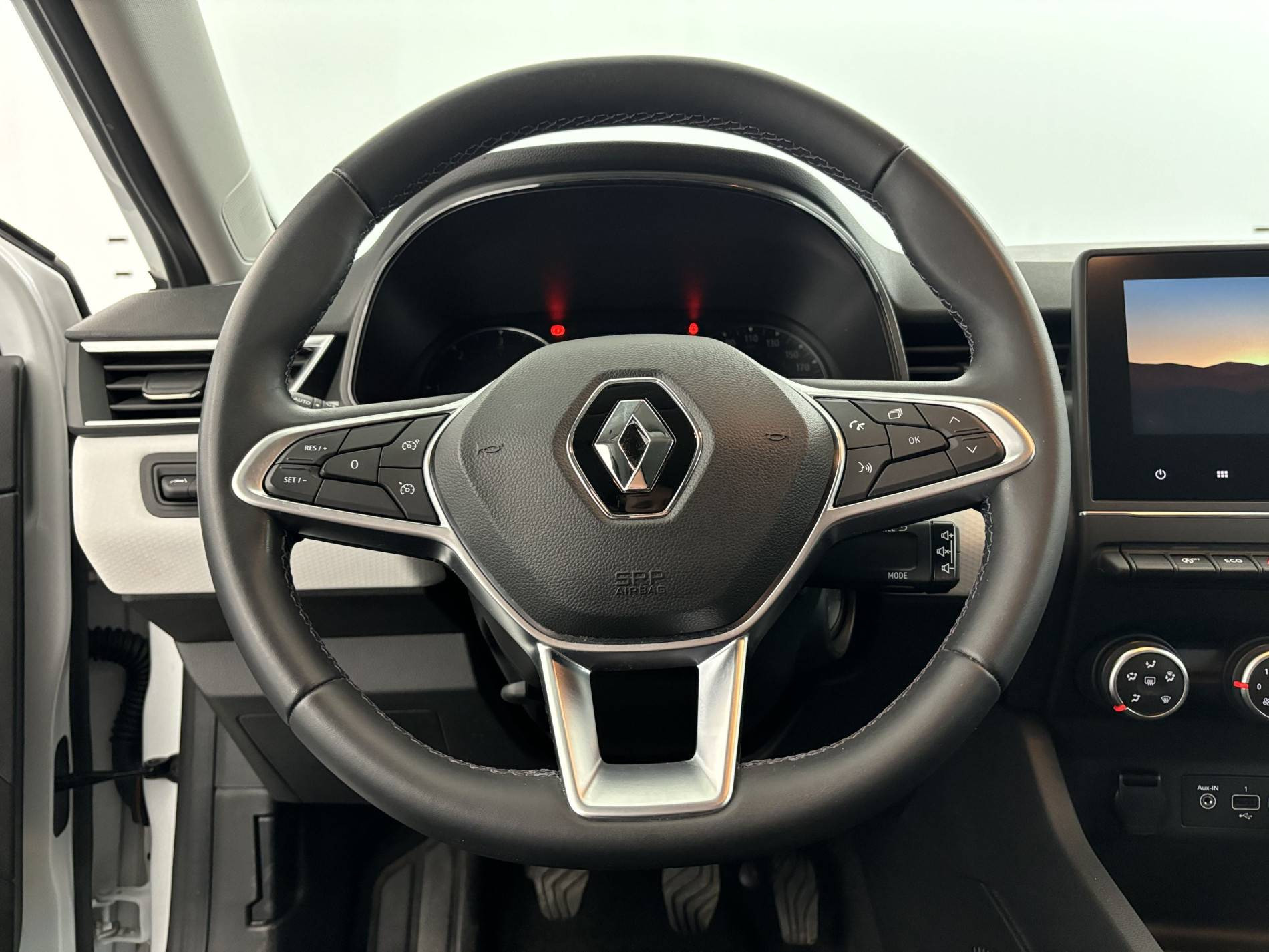 Vente en ligne Renault Clio 5 CLIO SOCIETE BLUE DCI 100 au prix de 10 990 €