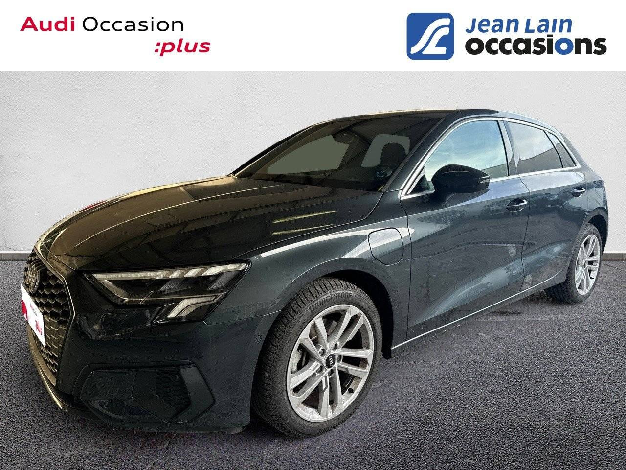 Vente en ligne AUDI A3 SPORTBACK A3 Sportback 40 TFSIe 204 S tronic 6 Business Executive de 2024 au prix de 31 990 €