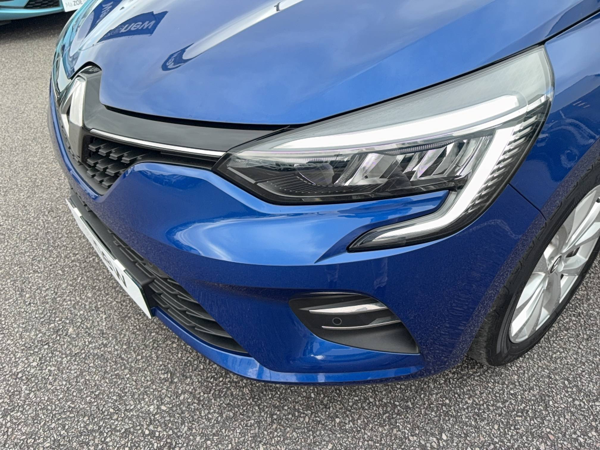 Vente en ligne Renault Clio 5 Clio E-Tech full hybrid 145 au prix de 16 490 €