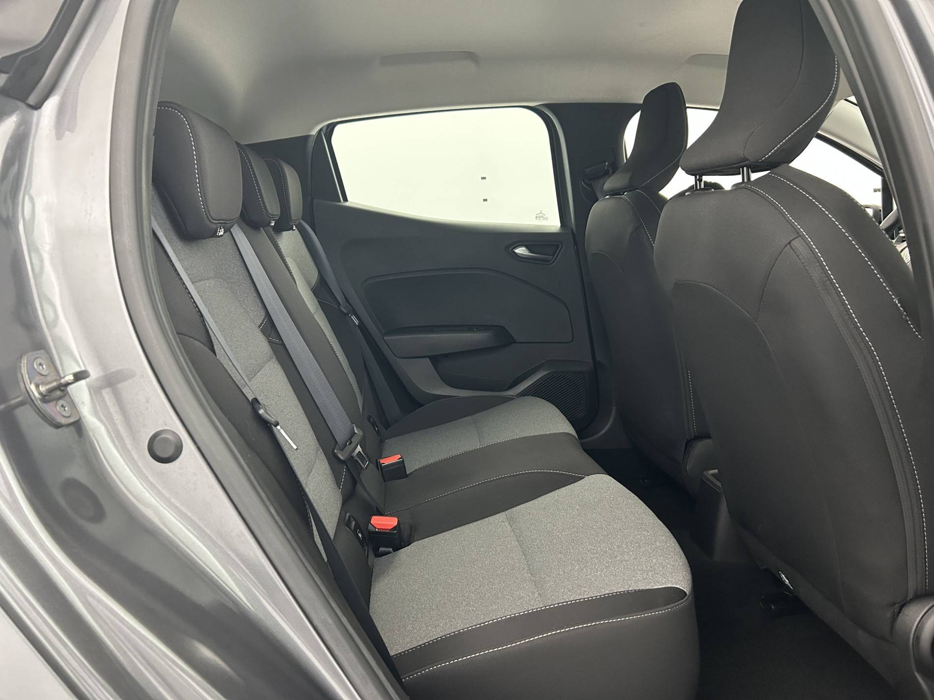 Vente en ligne Renault Clio 5 Clio TCe 90 ch GSR2 au prix de 15 490 €