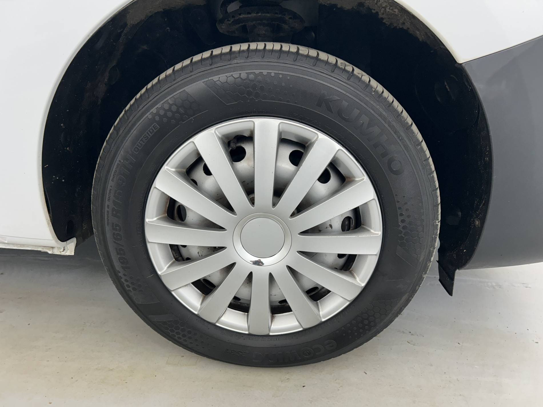 Vente en ligne Renault Kangoo Express  1.5 DCI 90 ENERGY au prix de 9 490 €