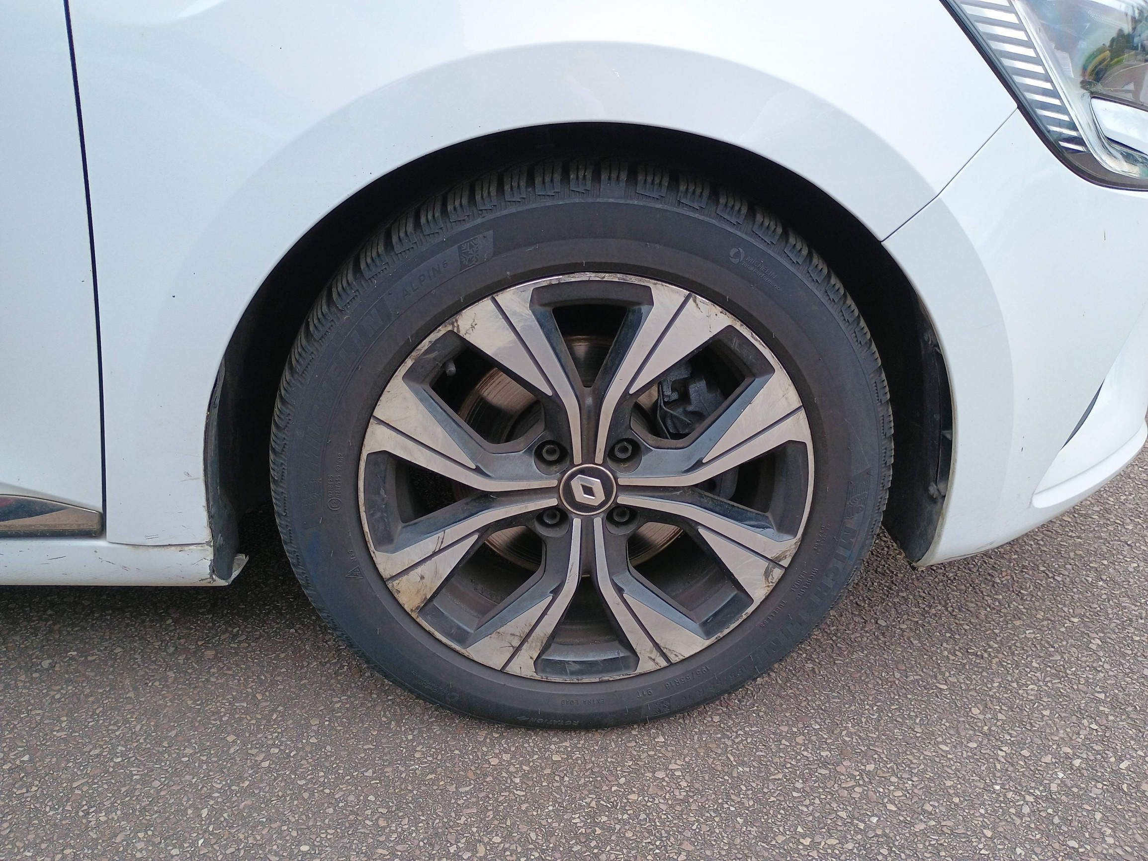 Vente en ligne Renault Clio 5 Clio Blue dCi 100 au prix de 13 991 €