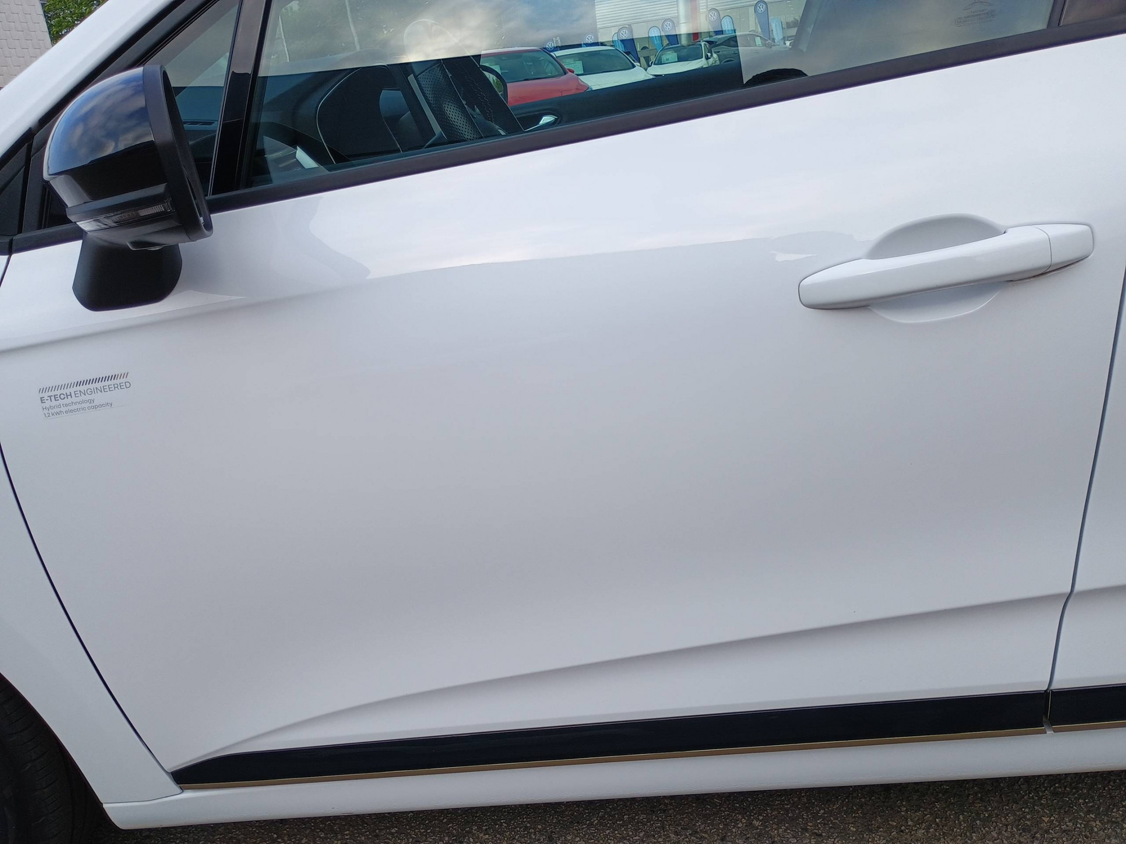 Vente en ligne Renault Clio 5 Clio E-Tech hybride 145 au prix de 20 490 €