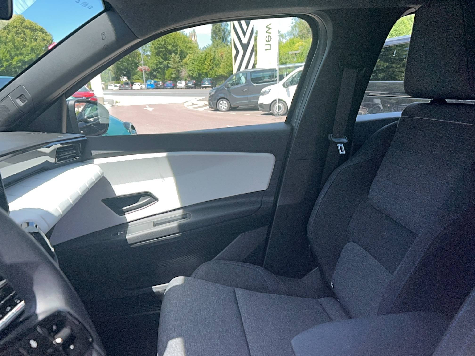 Vente en ligne Renault R4 E-Tech  150 ch autonomie confort au prix de 31 990 €