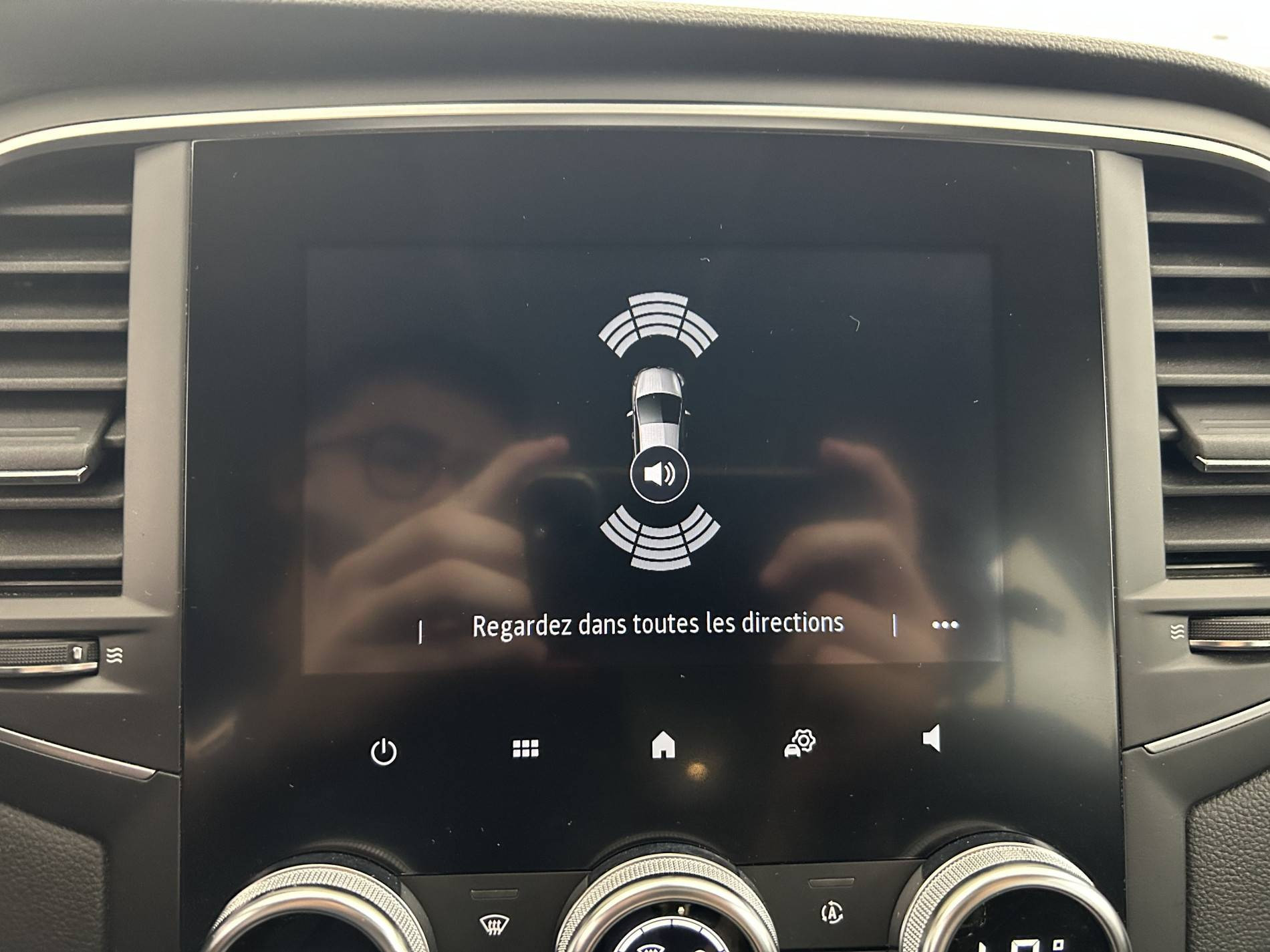 Vente en ligne Renault Megane 4 Estate  TCe 140 au prix de 15 490 €