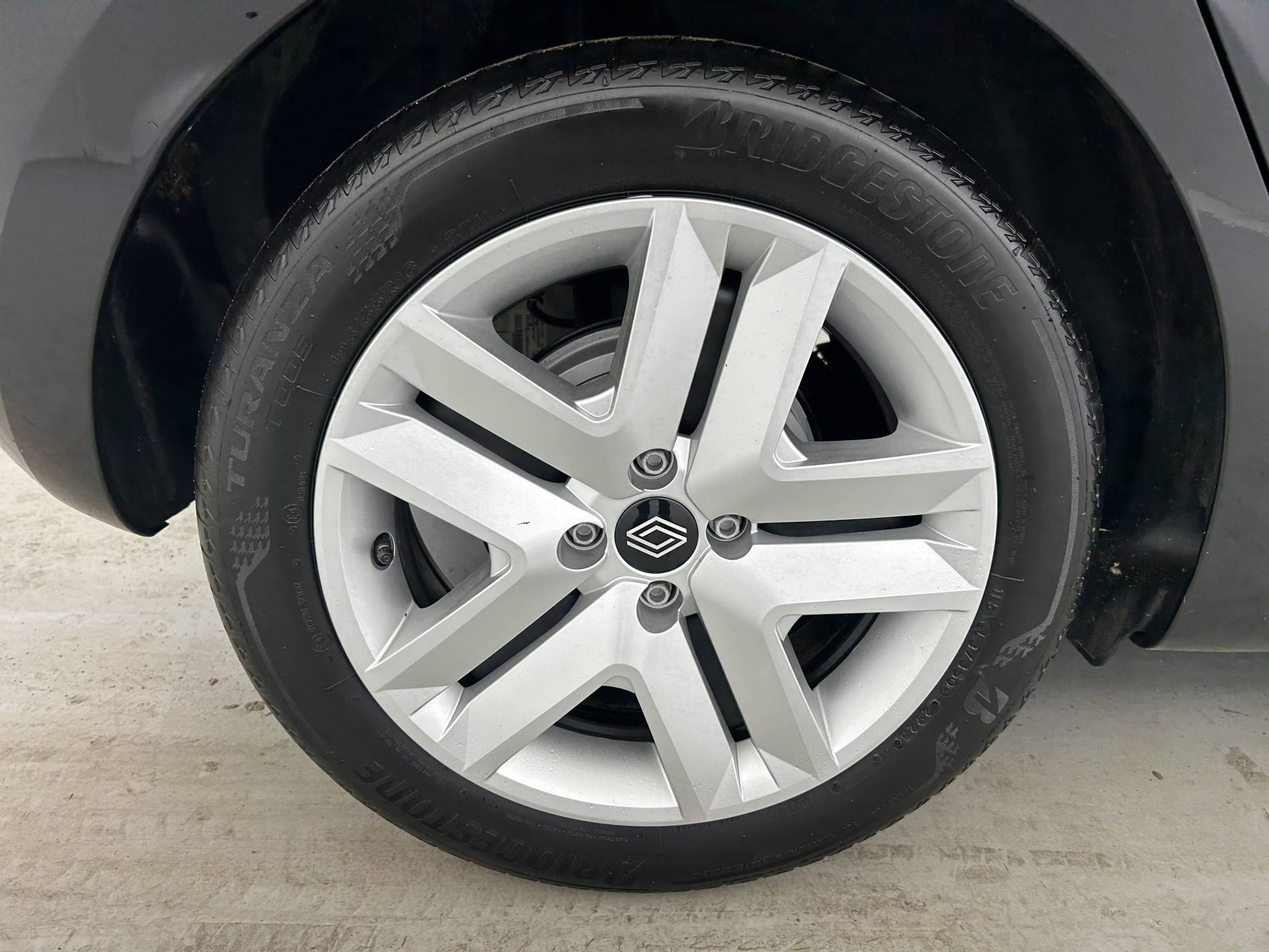 Vente en ligne Renault Clio 5 Clio E-Tech full hybrid 145 au prix de 18 500 €