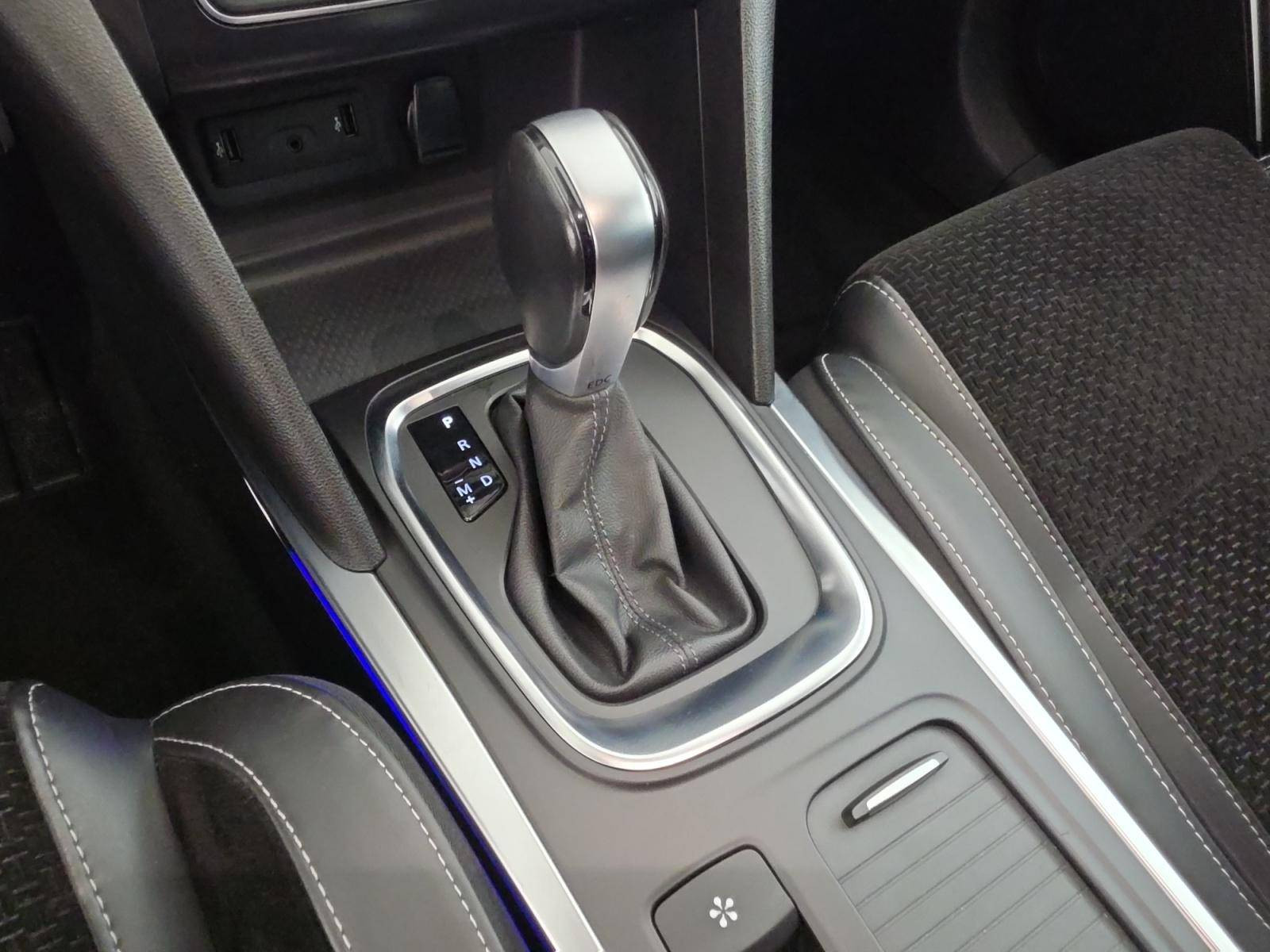Vente en ligne Renault Megane 4 Mégane IV Berline Blue dCi 115 EDC au prix de 14 990 €