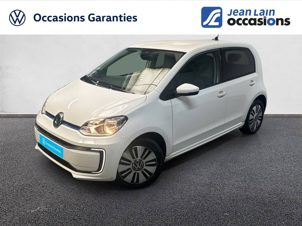 Vente en ligne VOLKSWAGEN E-UP! 2.0 e-up! 83 Electrique Life Plus de 2023 au prix de 0 €