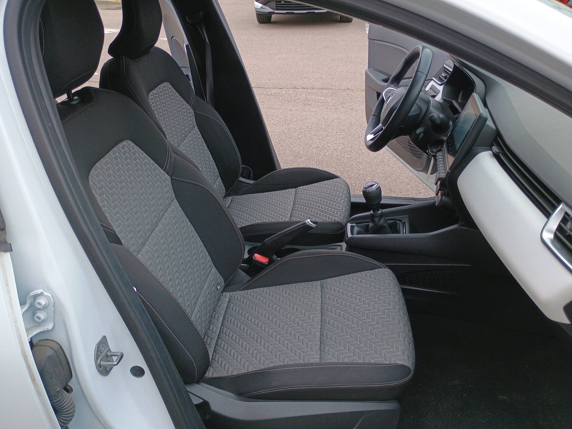 Vente en ligne Renault Clio 5 Clio Blue dCi 100 au prix de 13 991 €