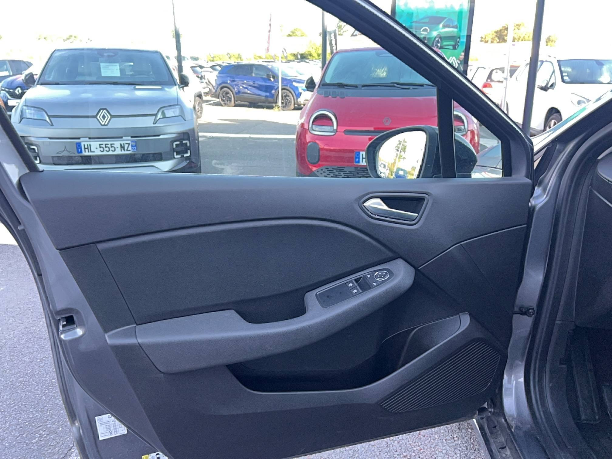 Vente en ligne Renault Clio 5 Clio TCe 90 au prix de 14 290 €