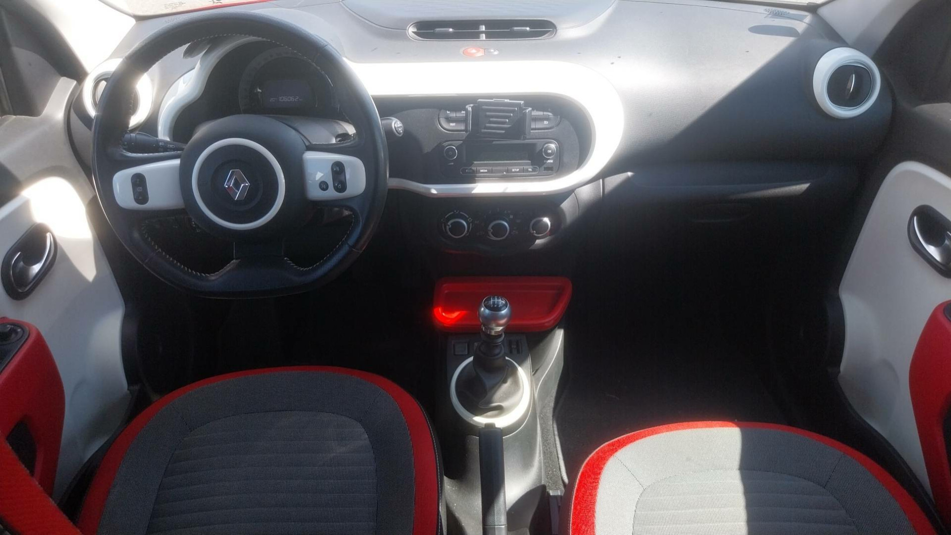 Vente en ligne Renault Twingo 3  0.9 TCe 90 Energy au prix de 9 390 €