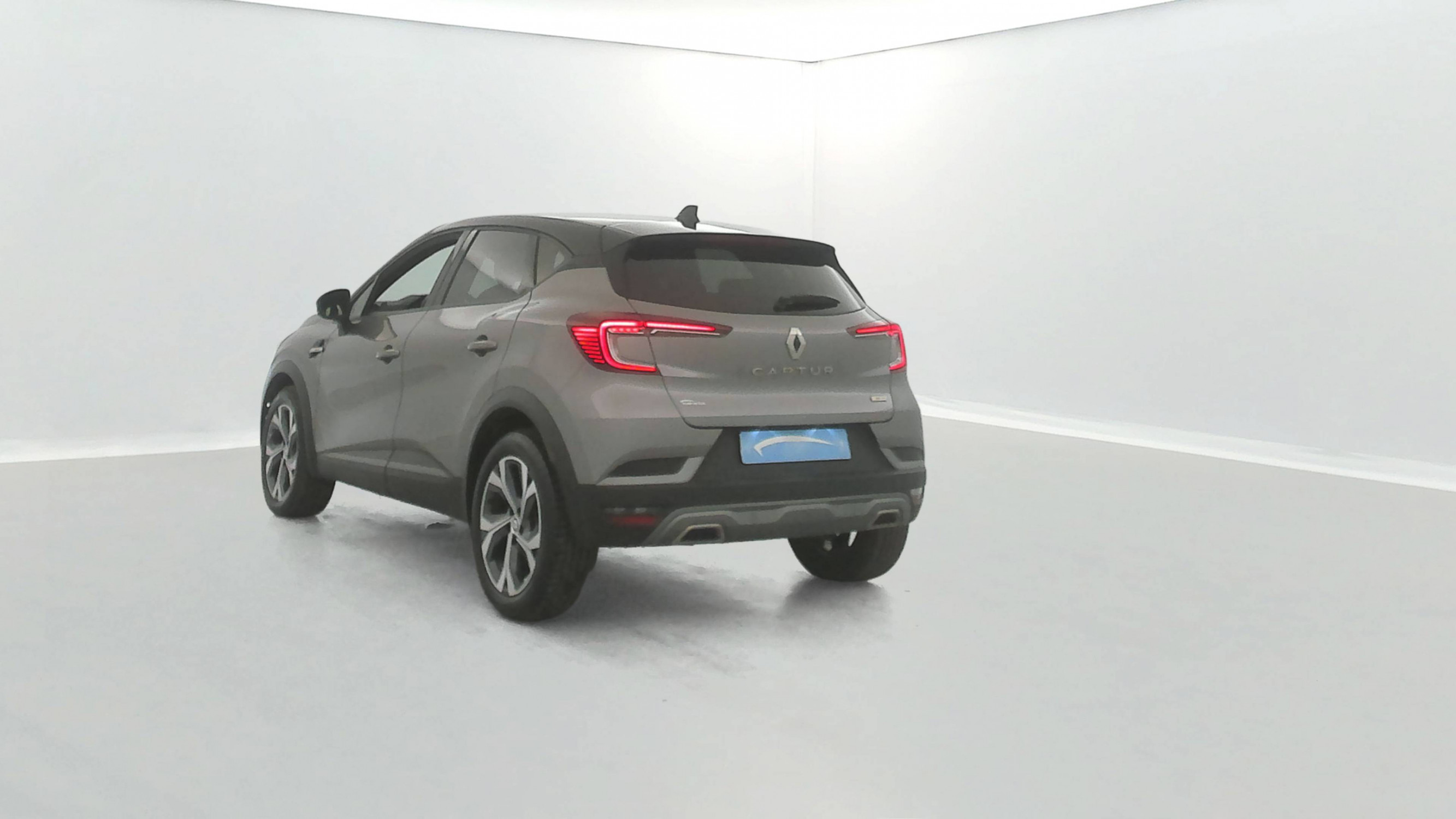 Vente en ligne Renault Captur  mild hybrid 140 au prix de 19 490 €