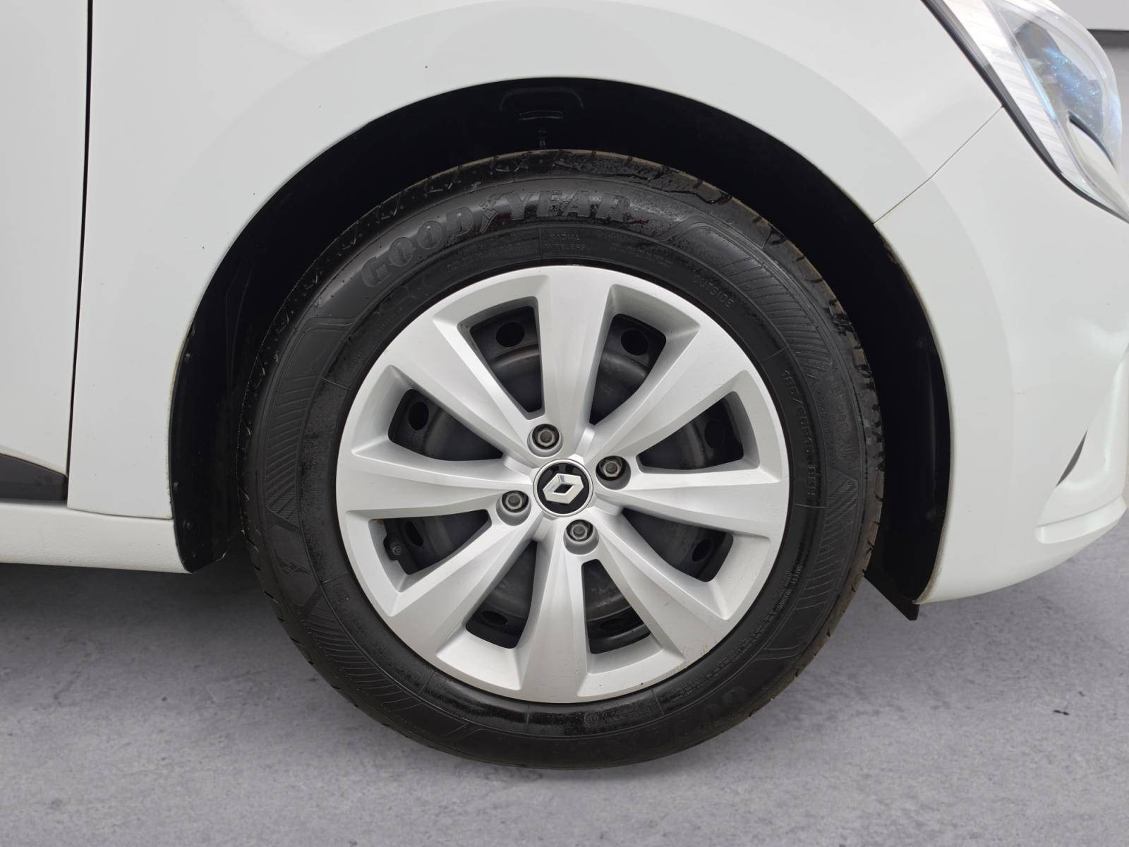 Vente en ligne Renault Clio 5 Clio SCe 65 au prix de 12 990 €