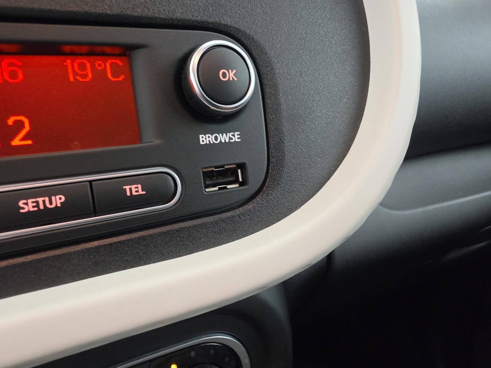 Vente en ligne Renault Twingo Electrique Twingo III E-Tech au prix de 11 490 €