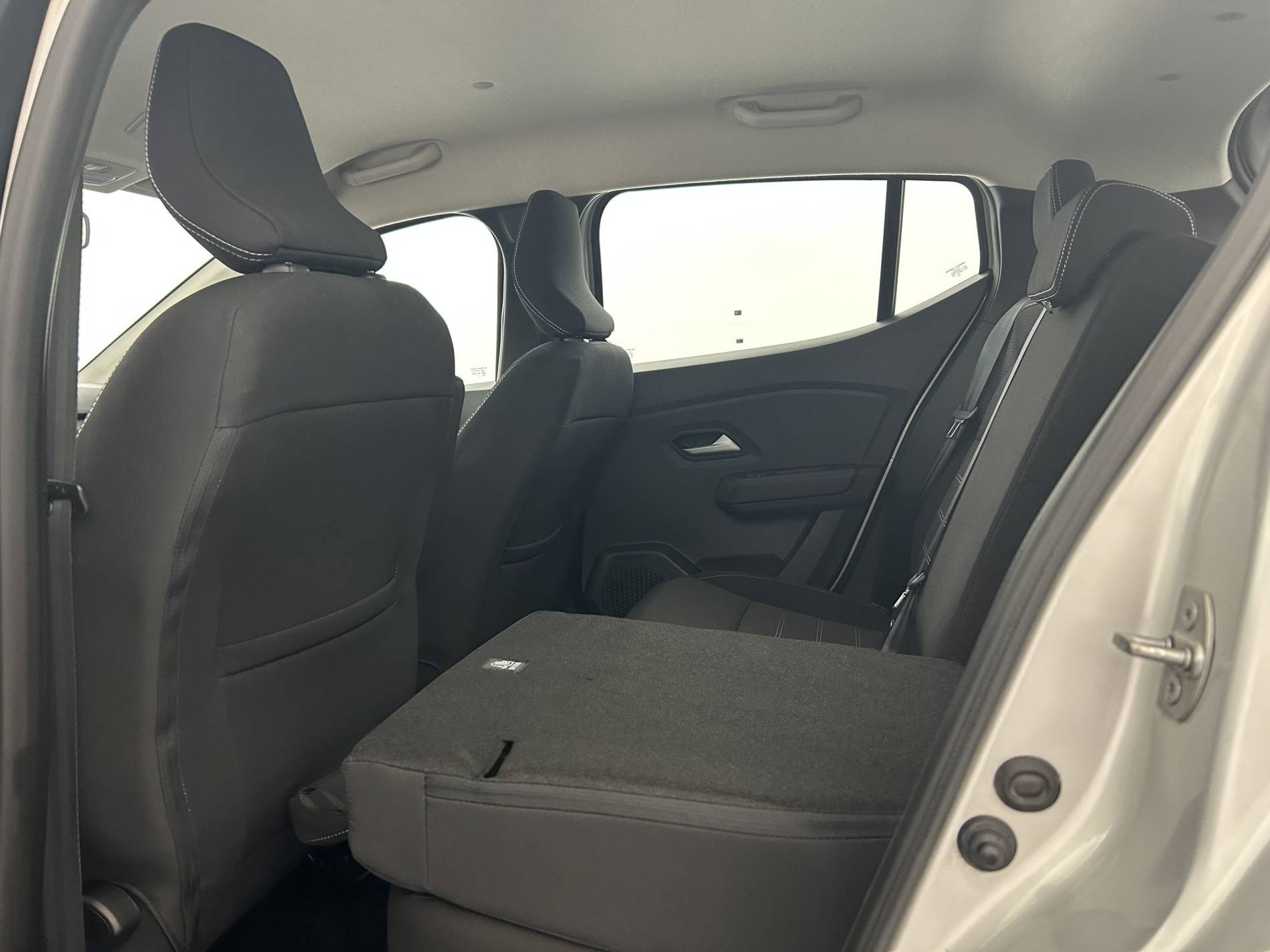 Vente en ligne Dacia Sandero  ECO-G 100 au prix de 14 990 €