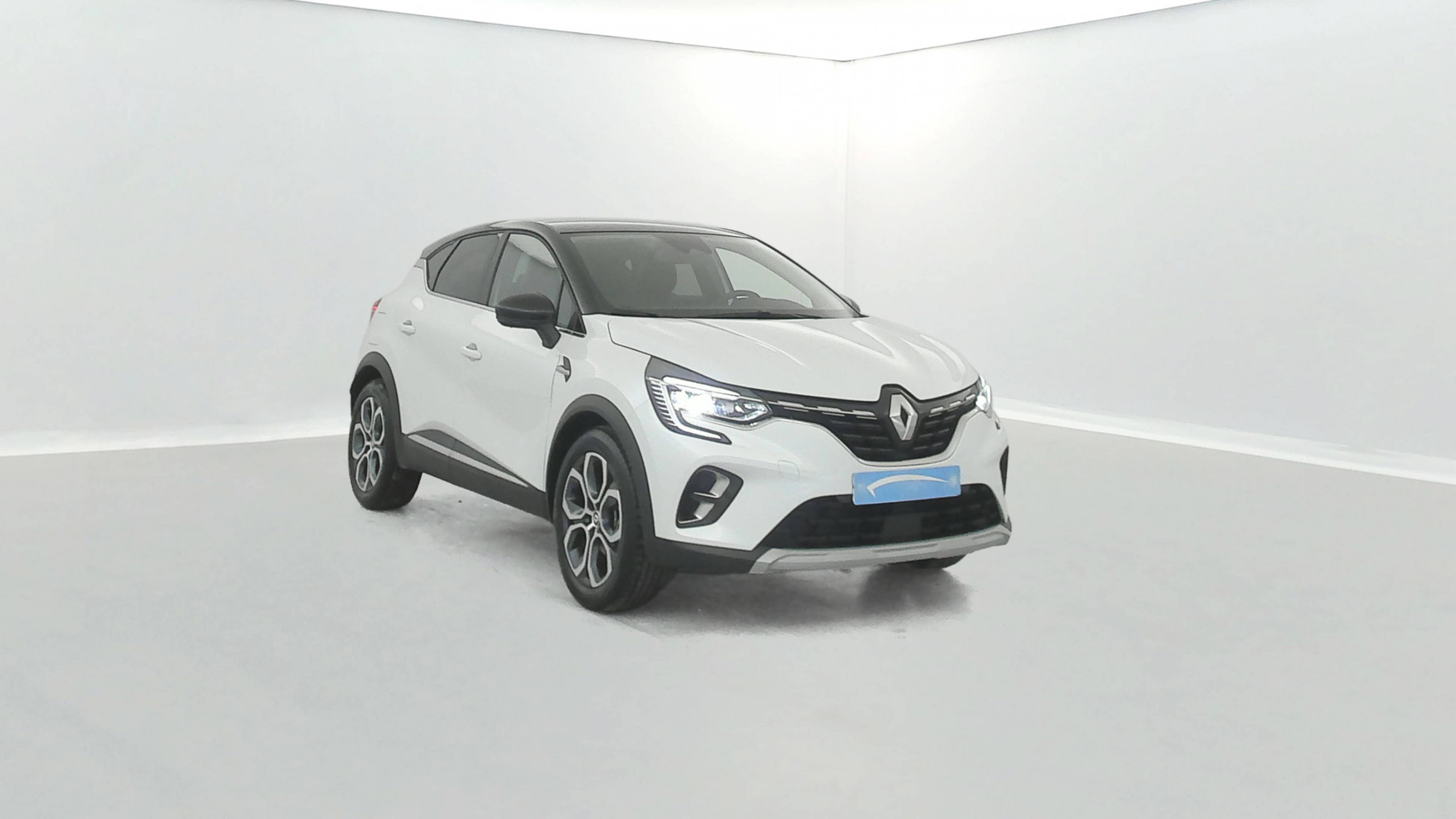 Vente en ligne Renault Captur  E-Tech full hybrid 145 au prix de 21 500 €